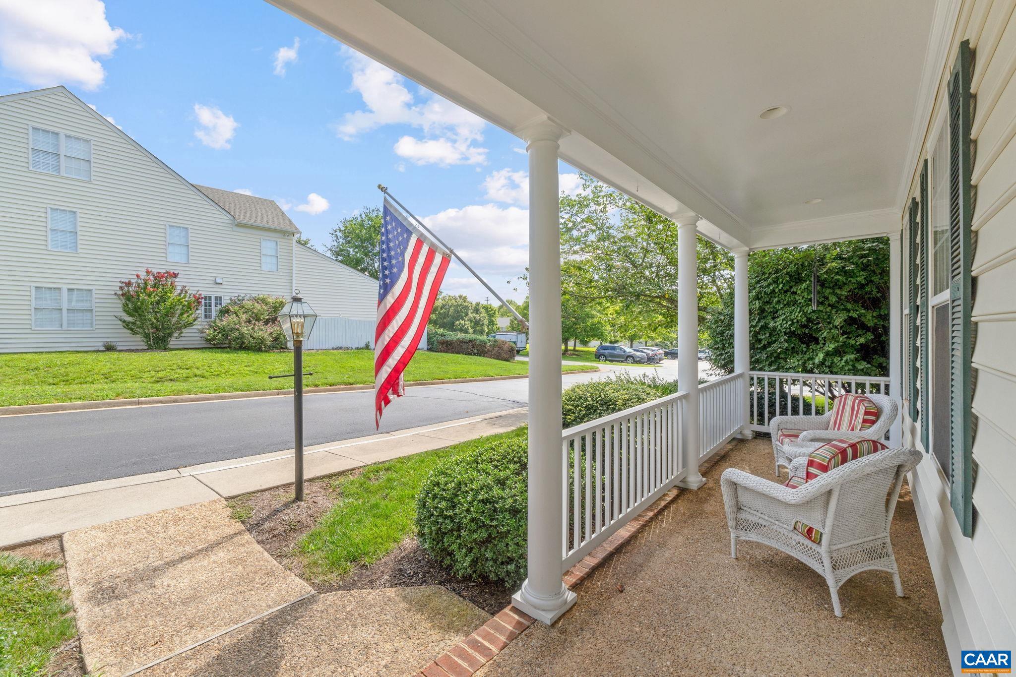 3165 TURNBERRY CIR