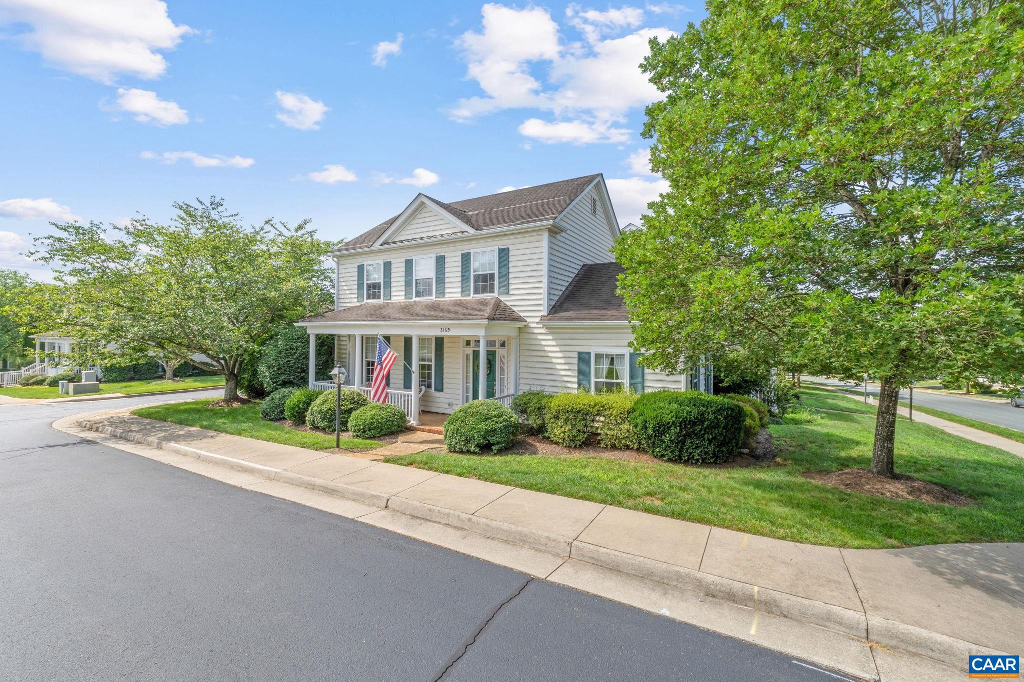 3165 TURNBERRY CIR