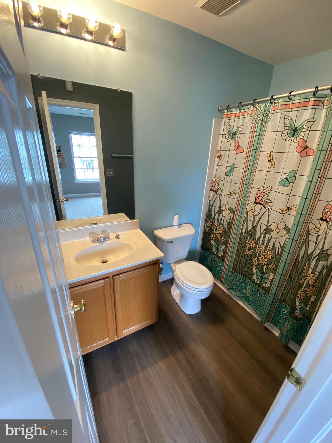 RIDGE COMMONS - Residential