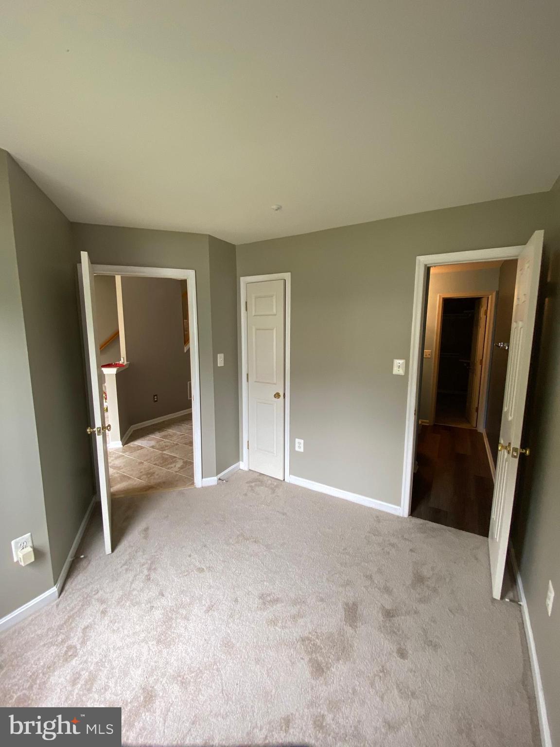 RIDGE COMMONS - Residential