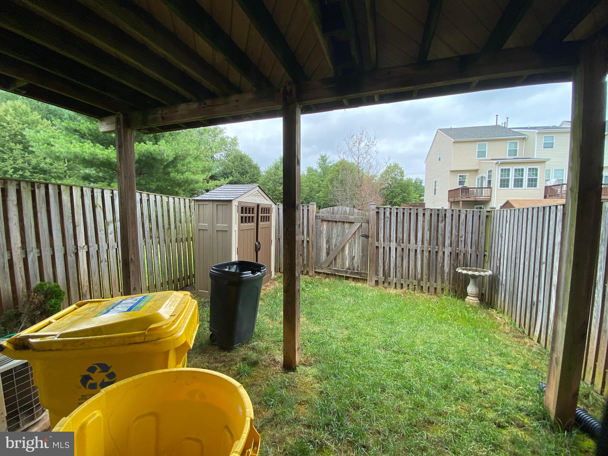 RIDGE COMMONS - Residential