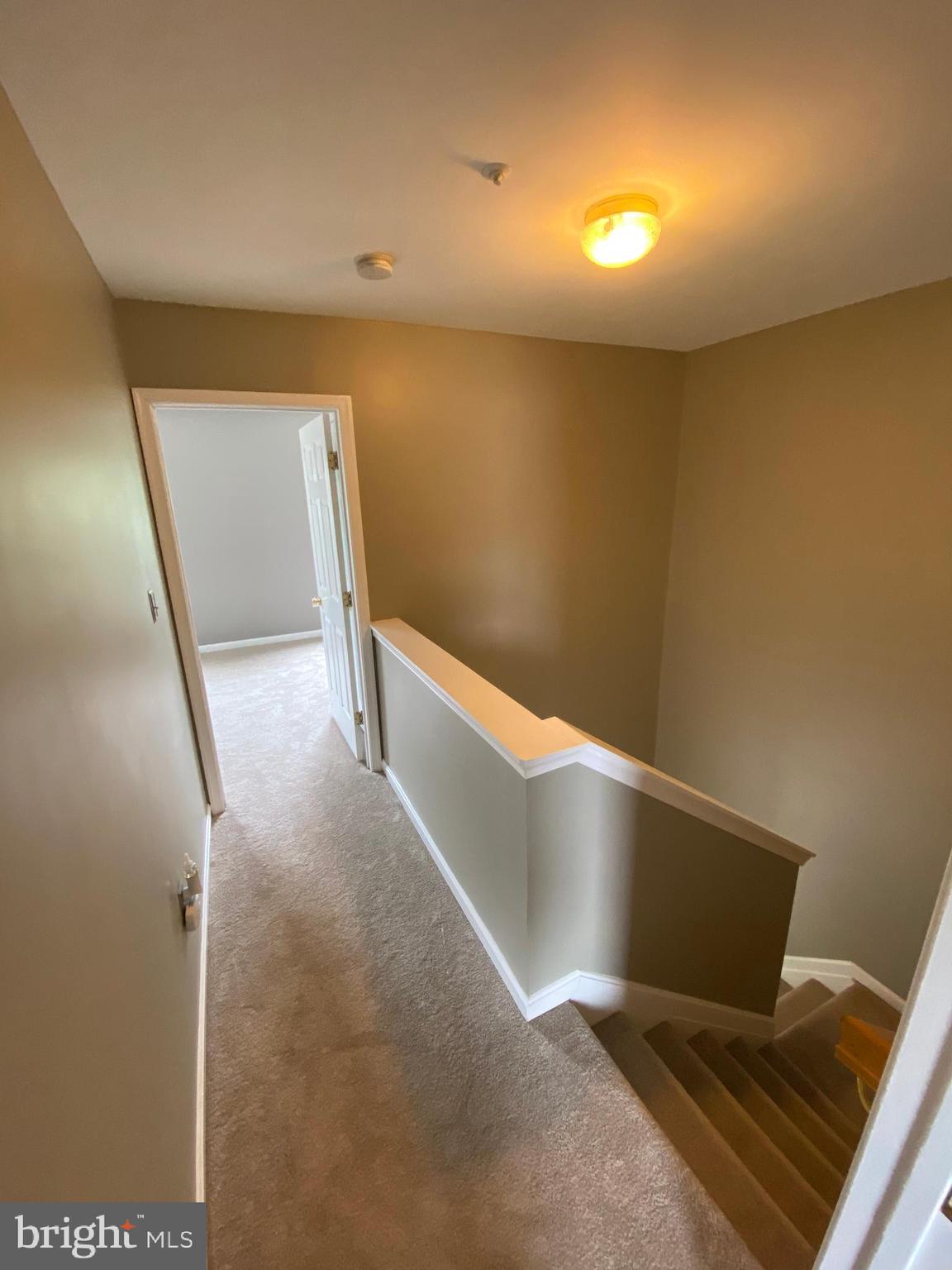 RIDGE COMMONS - Residential