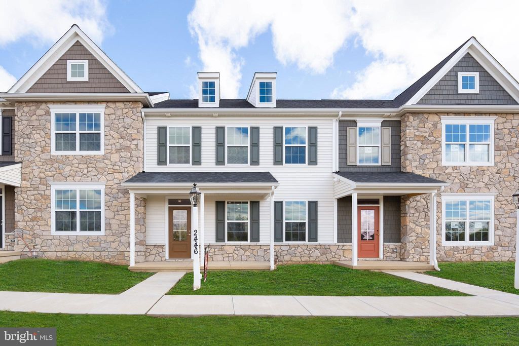 Photo of 2486 Artesian Way #76, Lancaster, PA 17601 (MLS # PALA2051176)