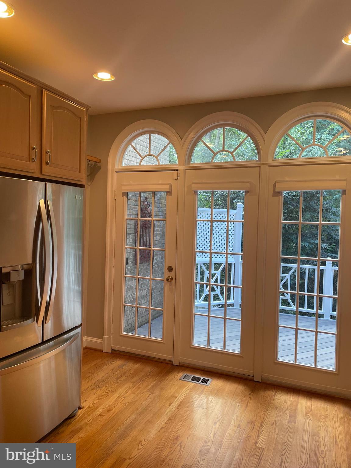 COURTHOUSE WOODS - Residential Lease