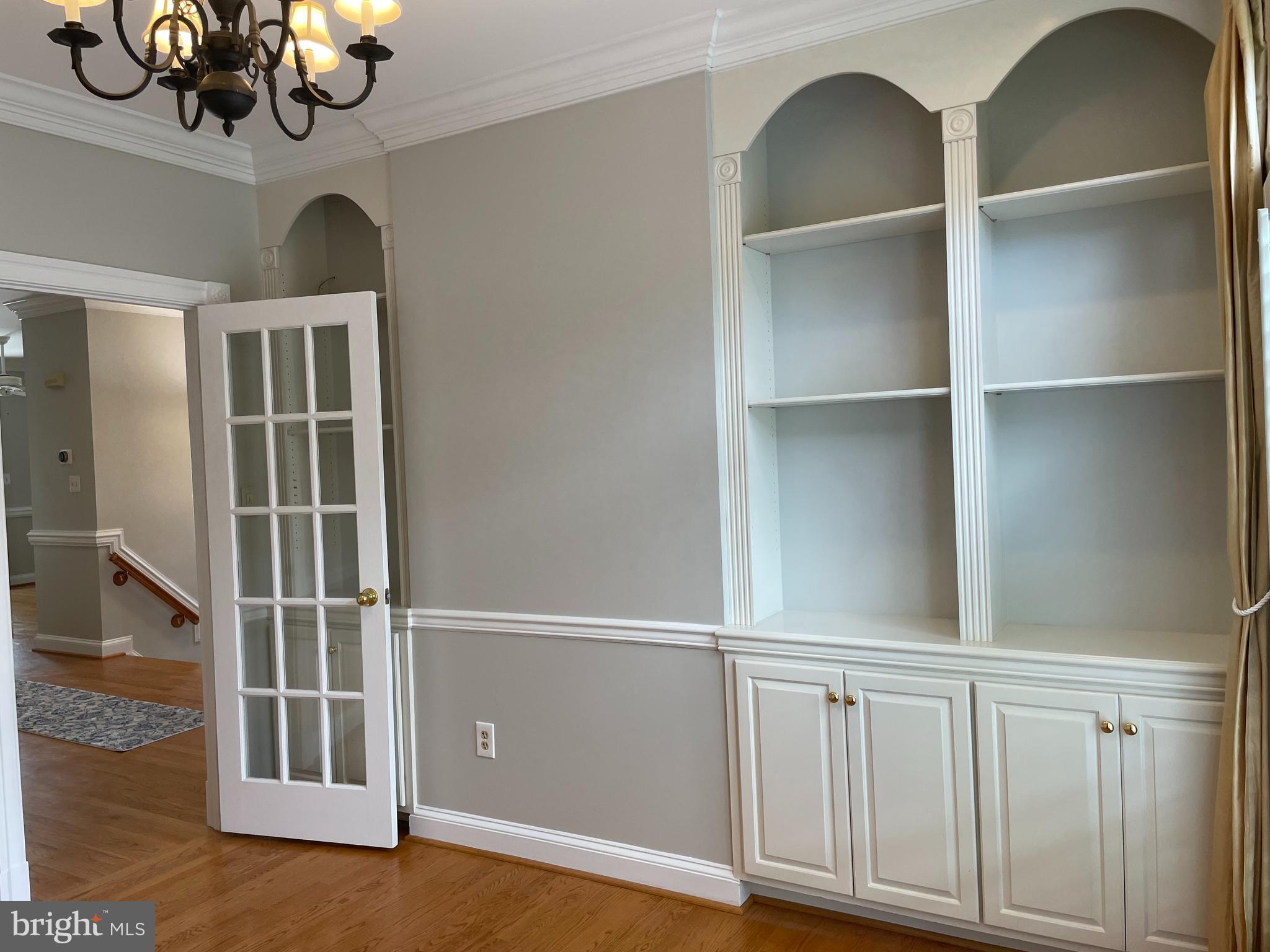 COURTHOUSE WOODS - Residential Lease