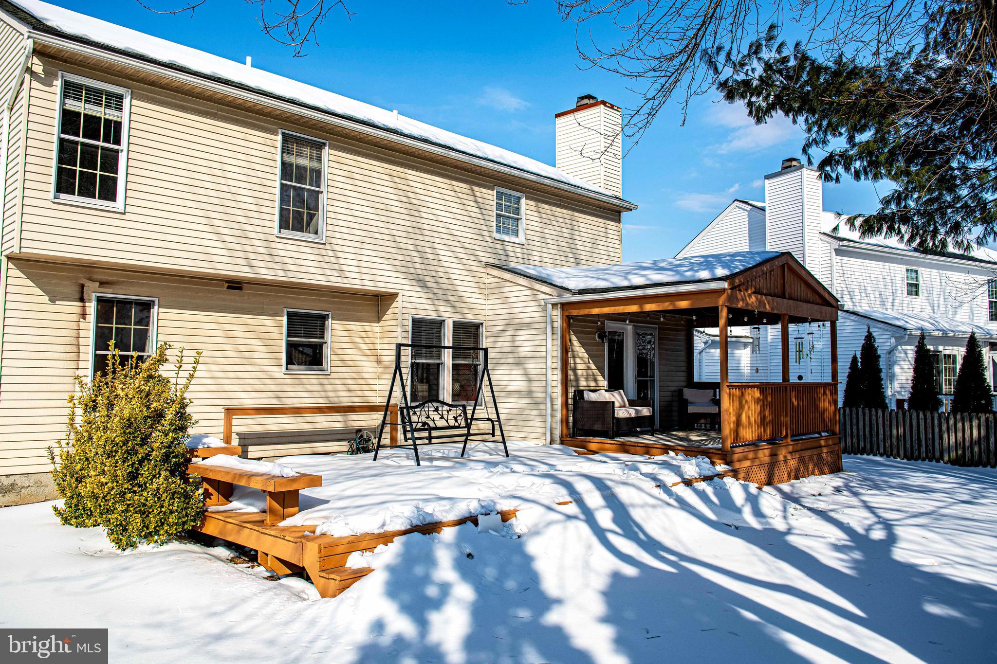 SOUTH HAMPTON - Residential