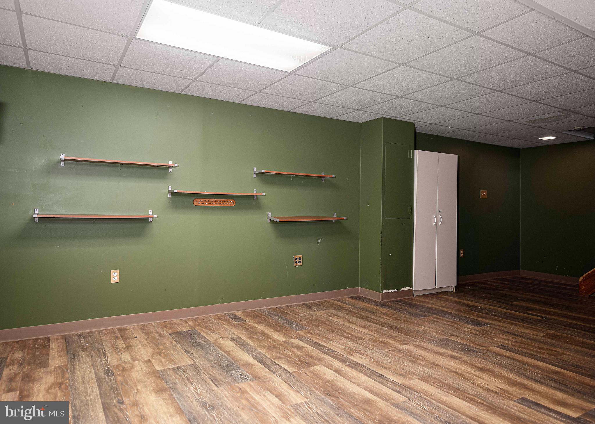 SOUTH HAMPTON - Residential