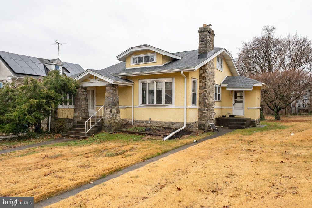 Photo of 304 Shadeland Avenue, DREXEL HILL, PA 19026 (MLS # PADE2105742)