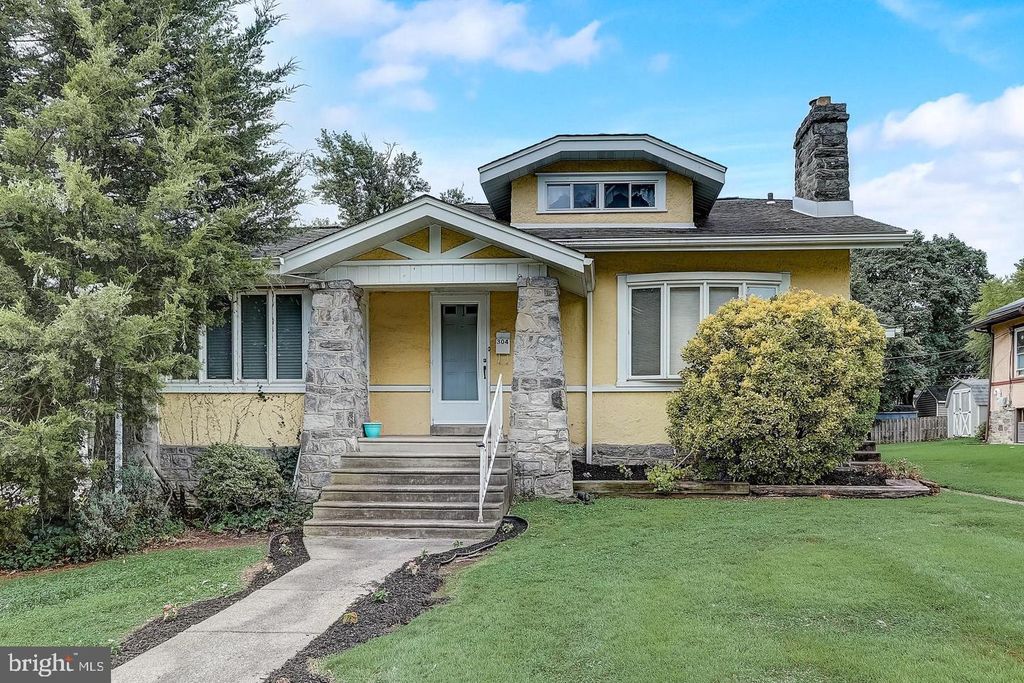 Photo of 304 Shadeland Avenue, DREXEL HILL, PA 19026 (MLS # PADE2105742)