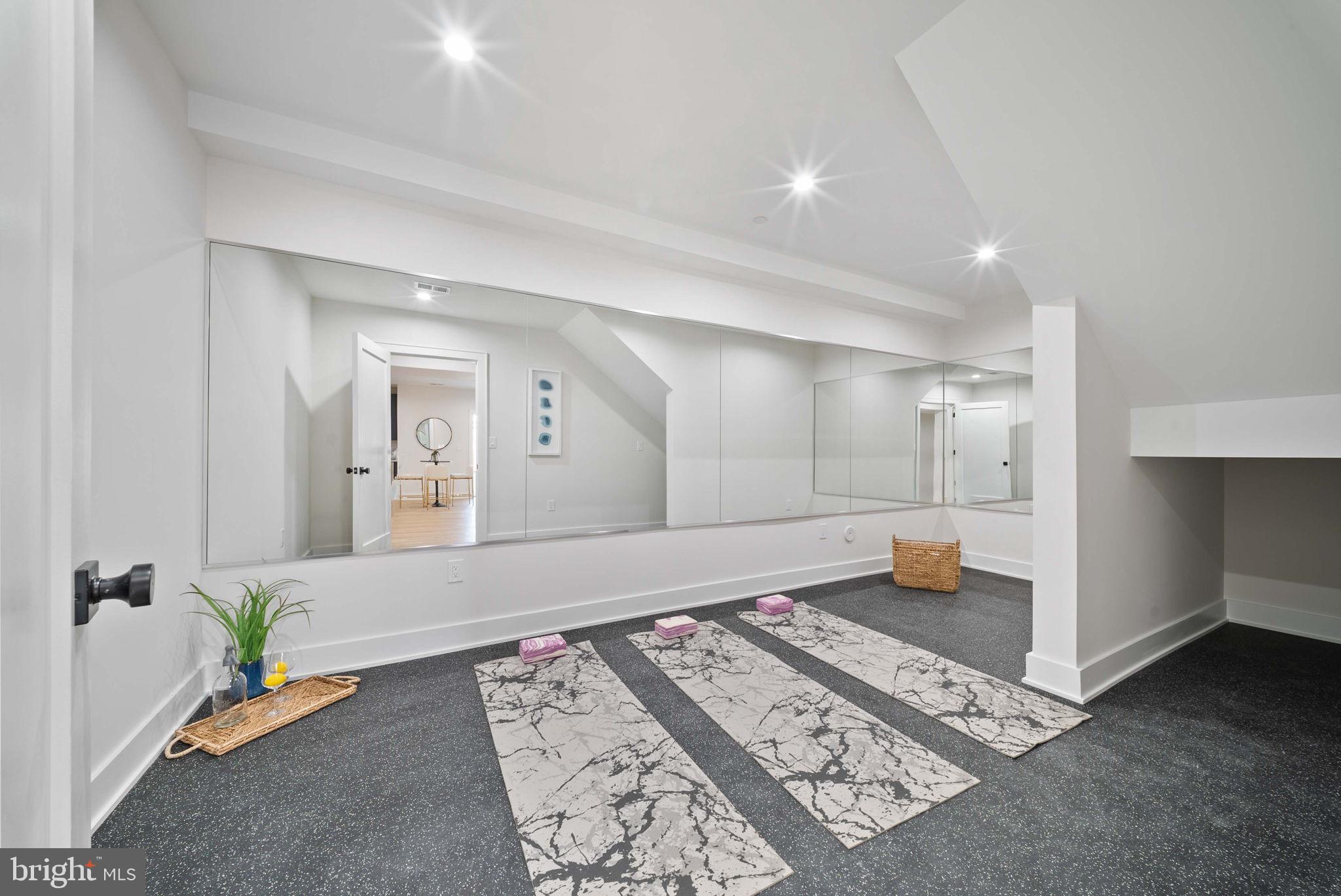 SUMNER - Residential