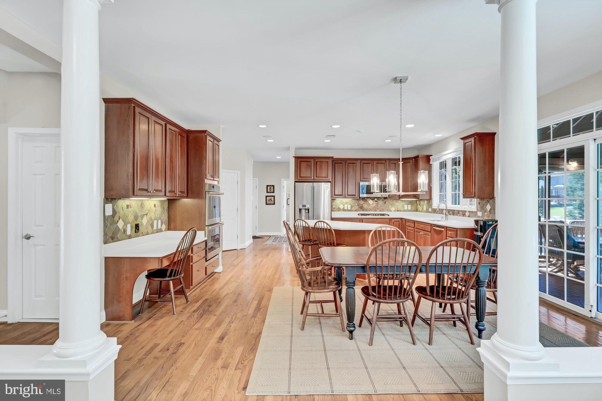 HUNTING HILLS - Residential