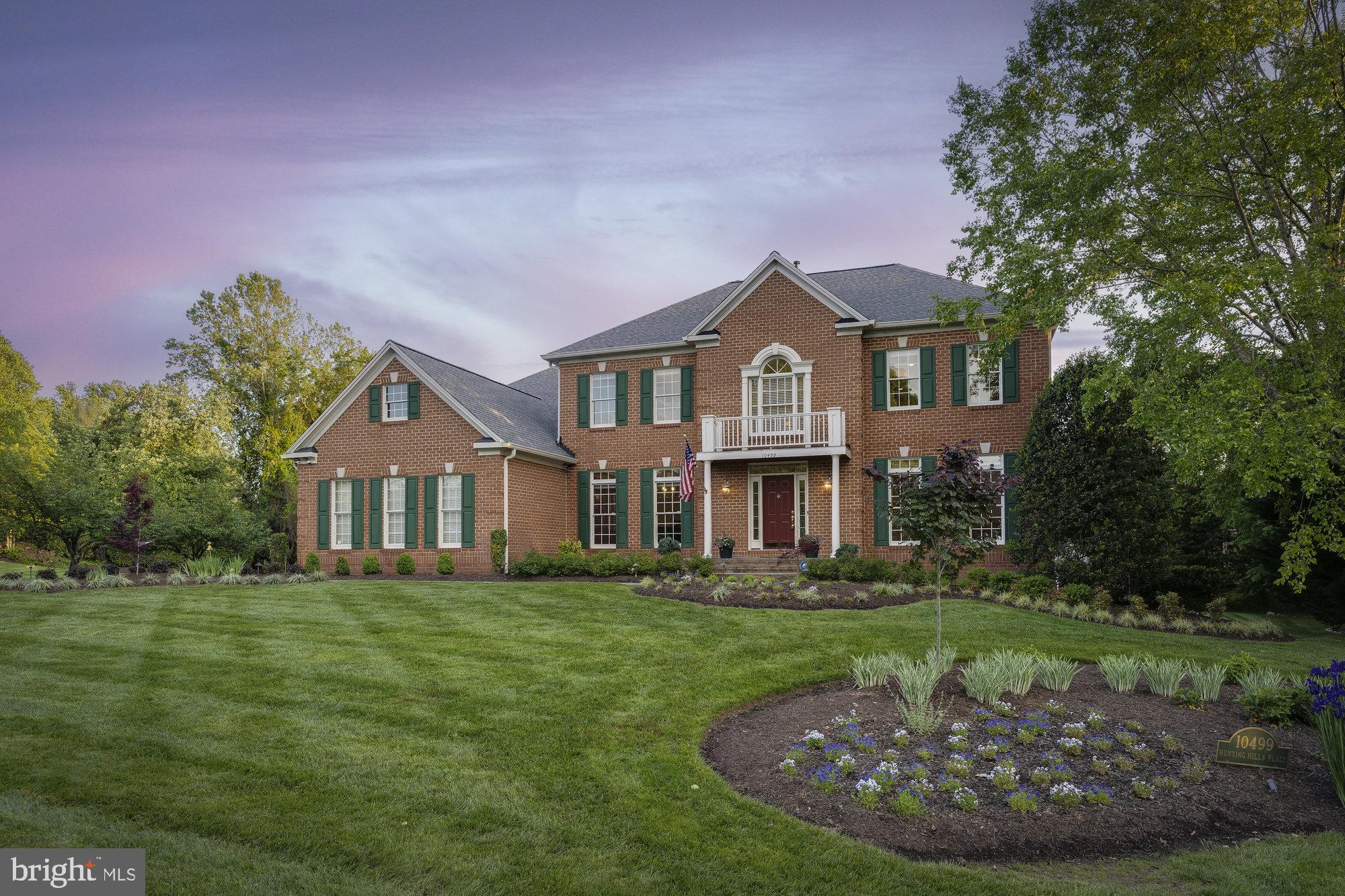 HUNTING HILLS - Residential