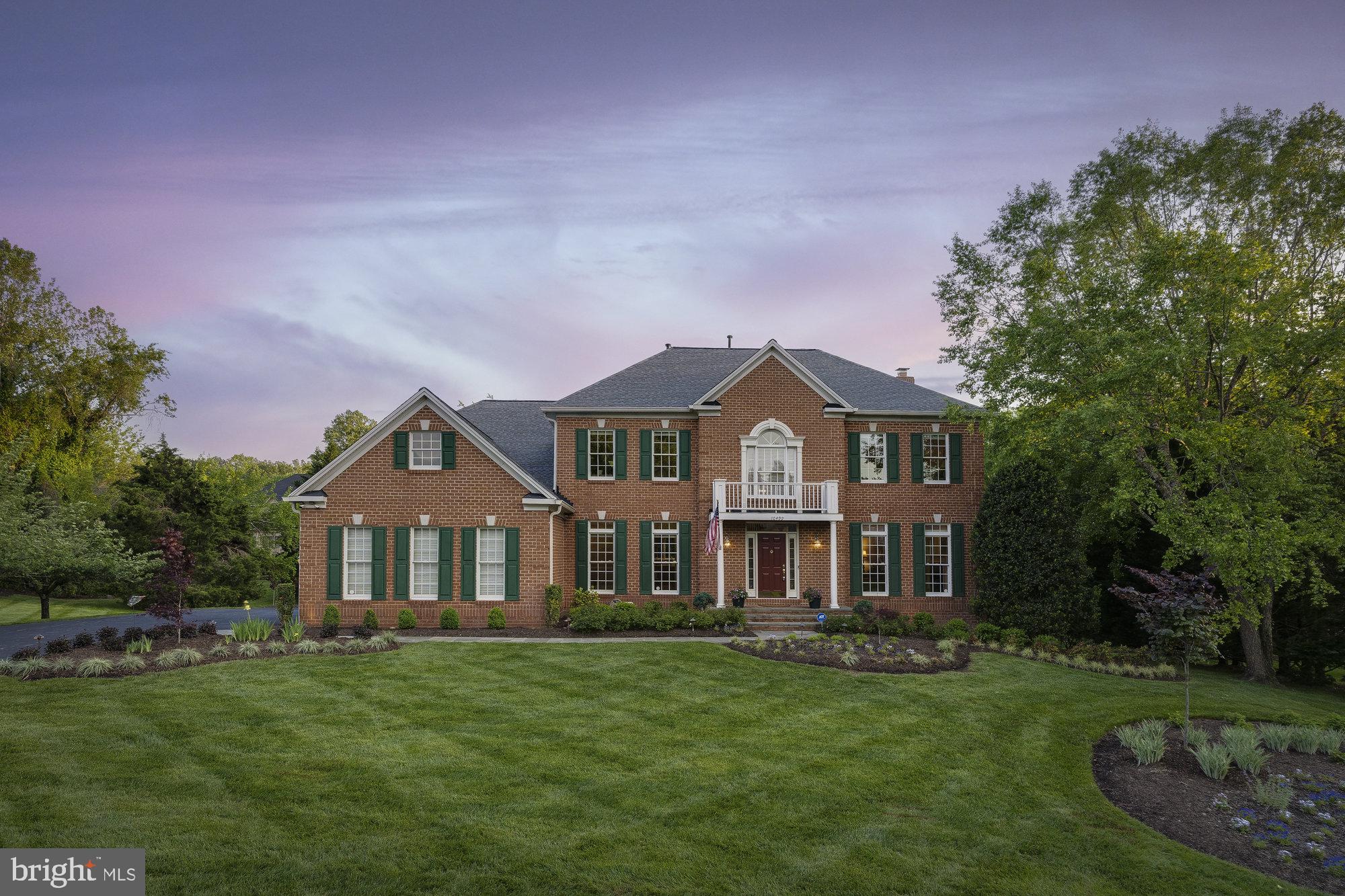 HUNTING HILLS - Residential