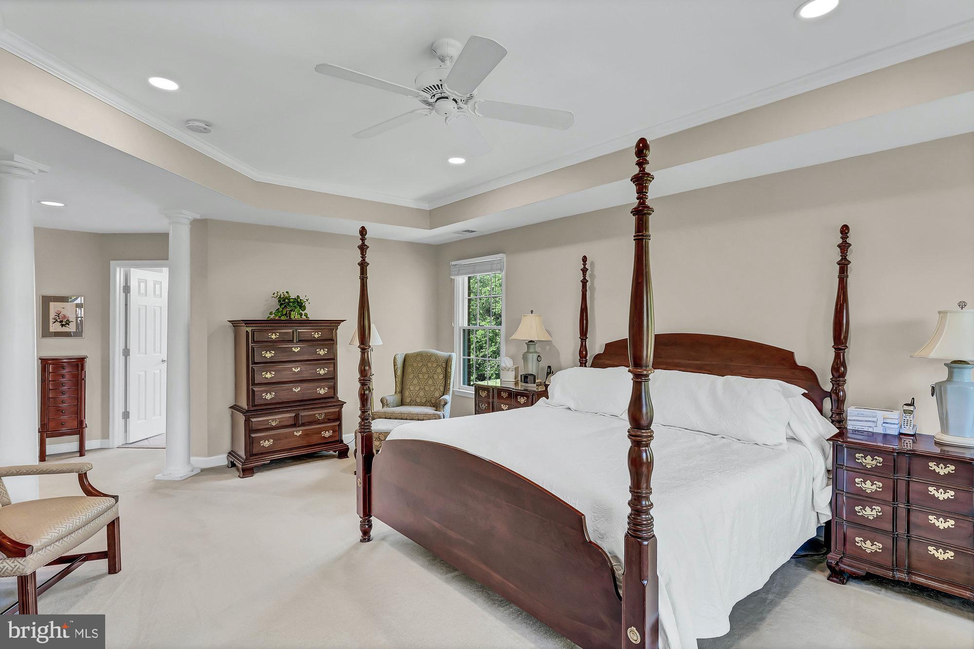 HUNTING HILLS - Residential