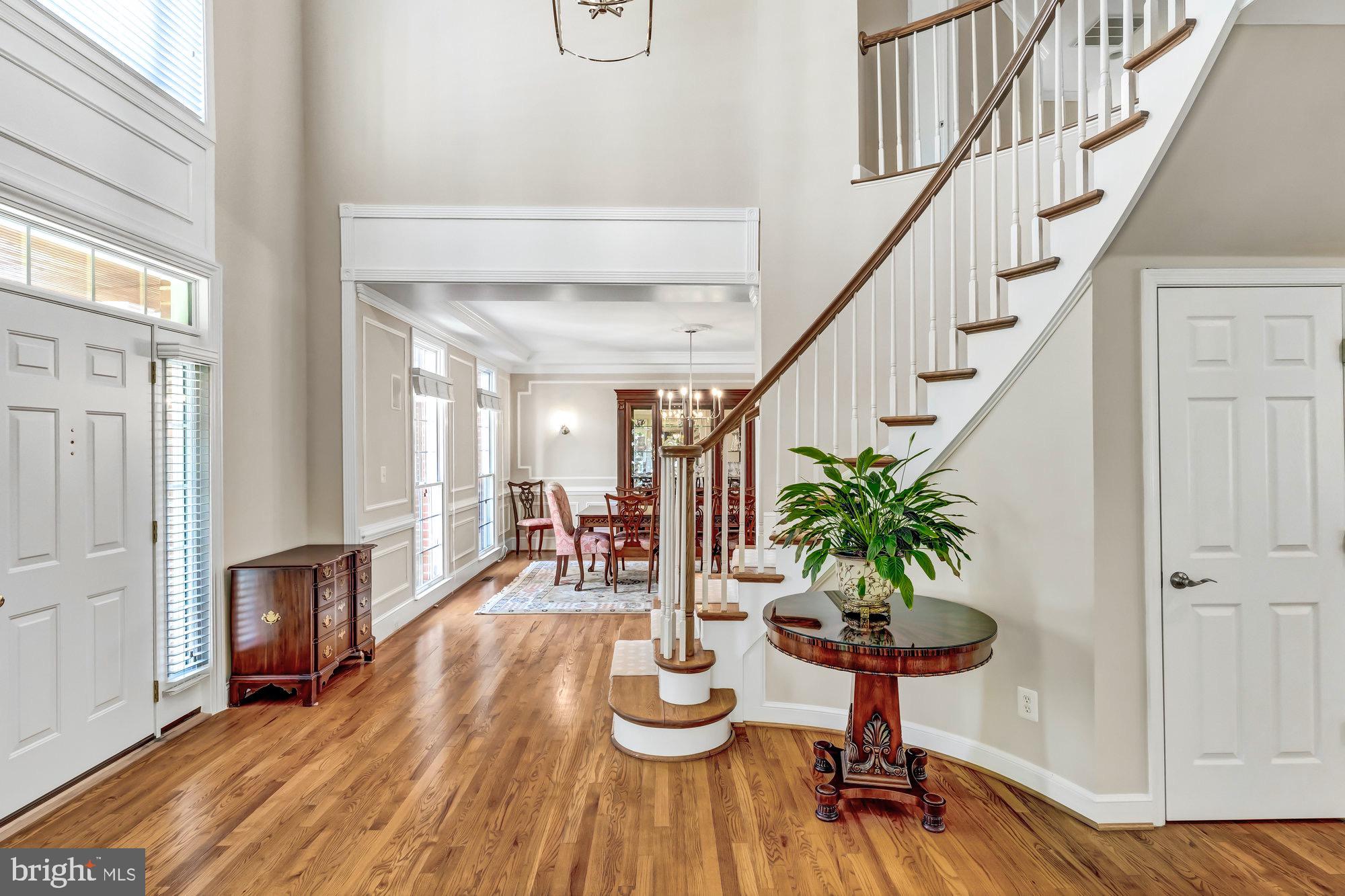 HUNTING HILLS - Residential