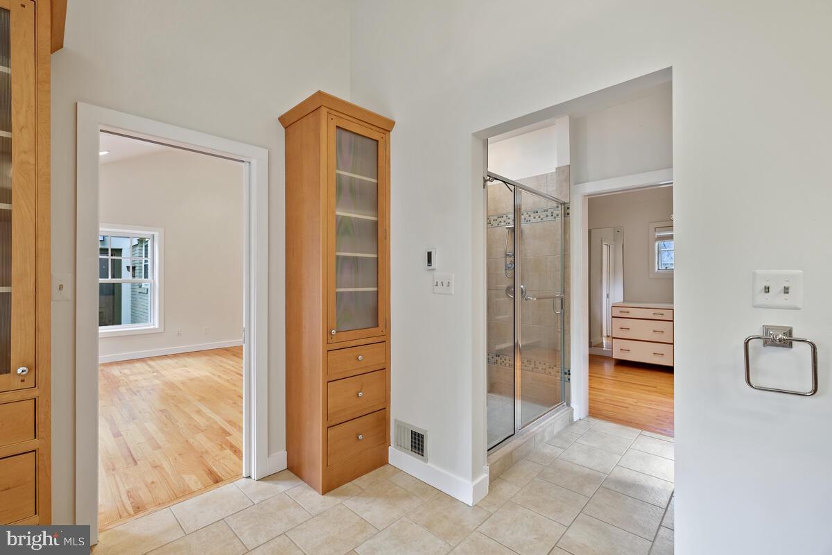 CABIN JOHN - Residential