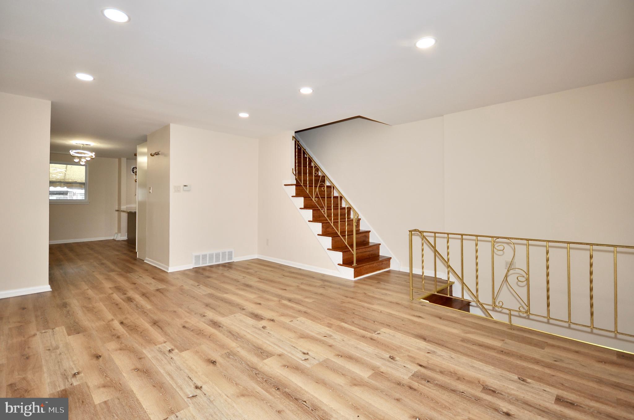 3039 MILLER STREET
