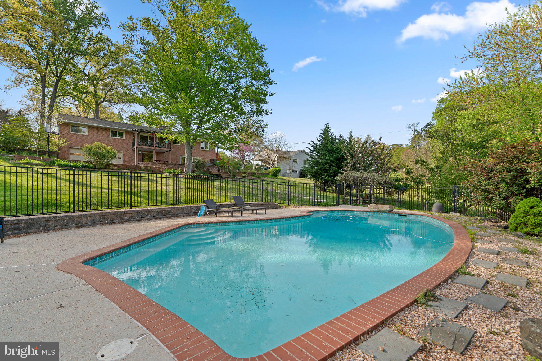 DUNLOGGIN - Residential