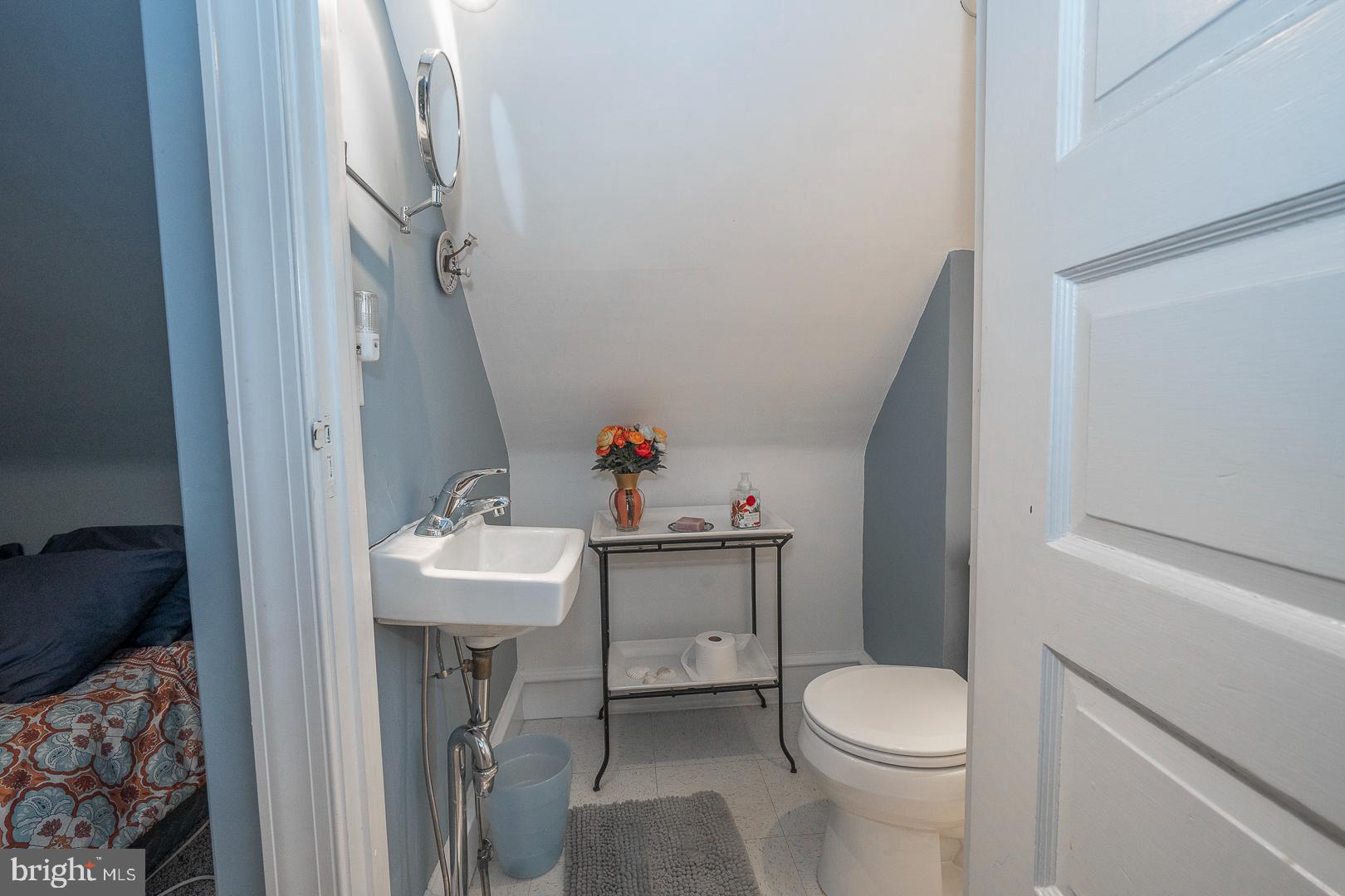 SOUTH WAYNE - Residential