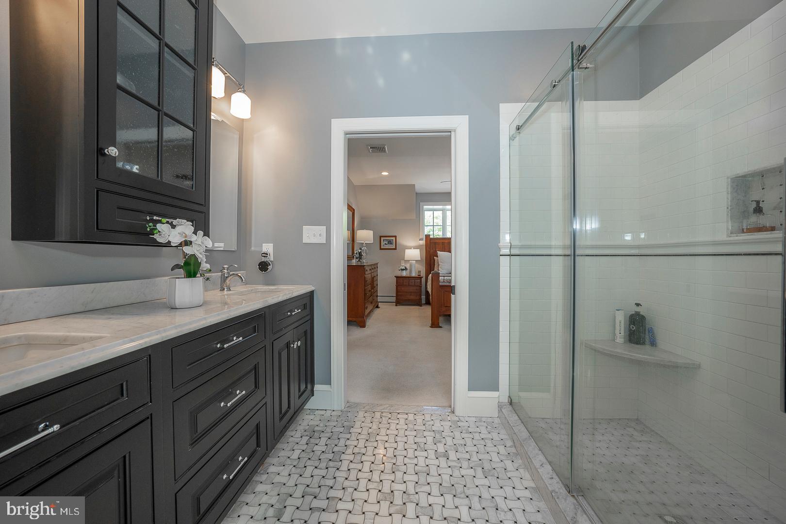 SOUTH WAYNE - Residential