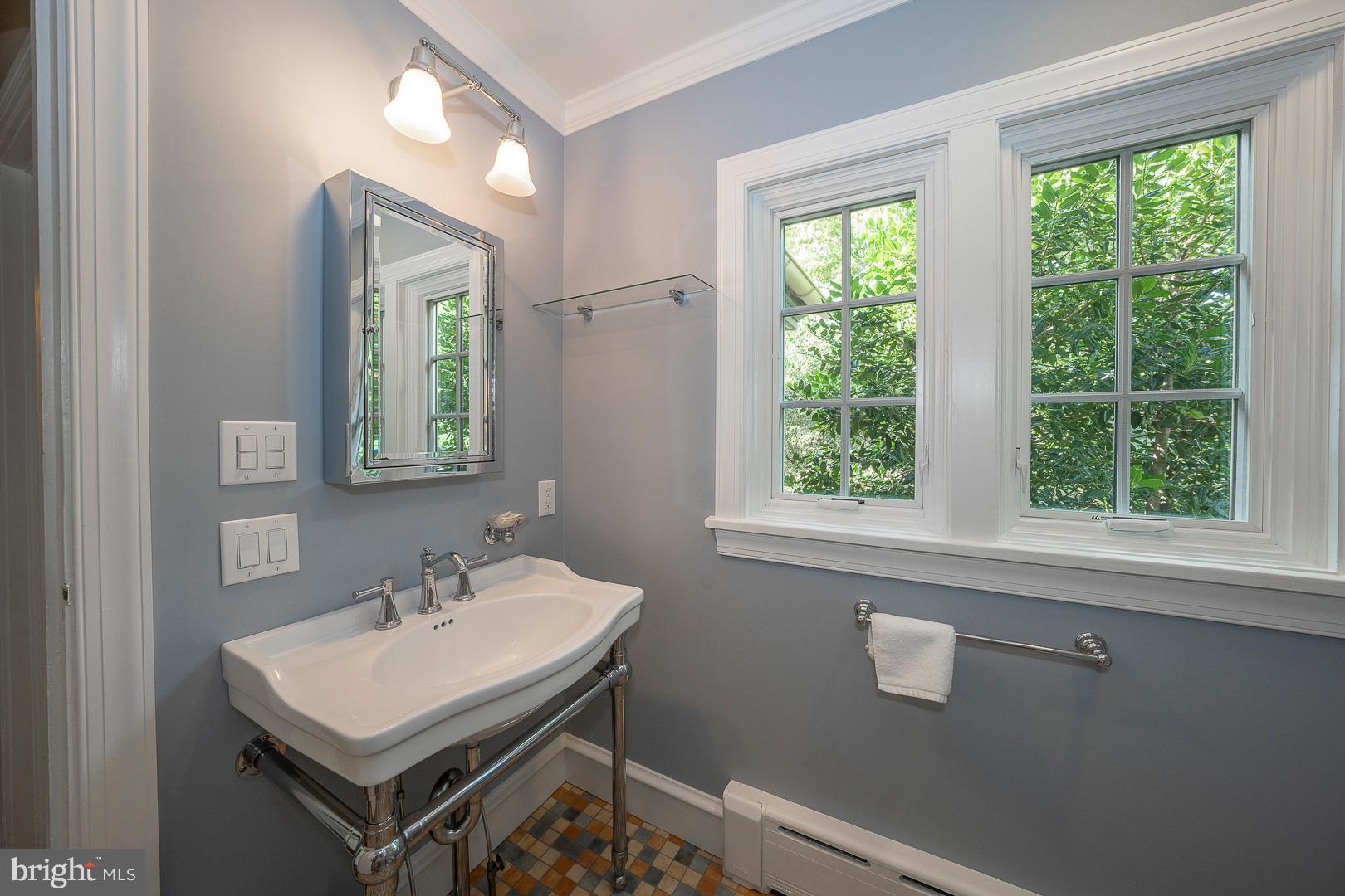 SOUTH WAYNE - Residential