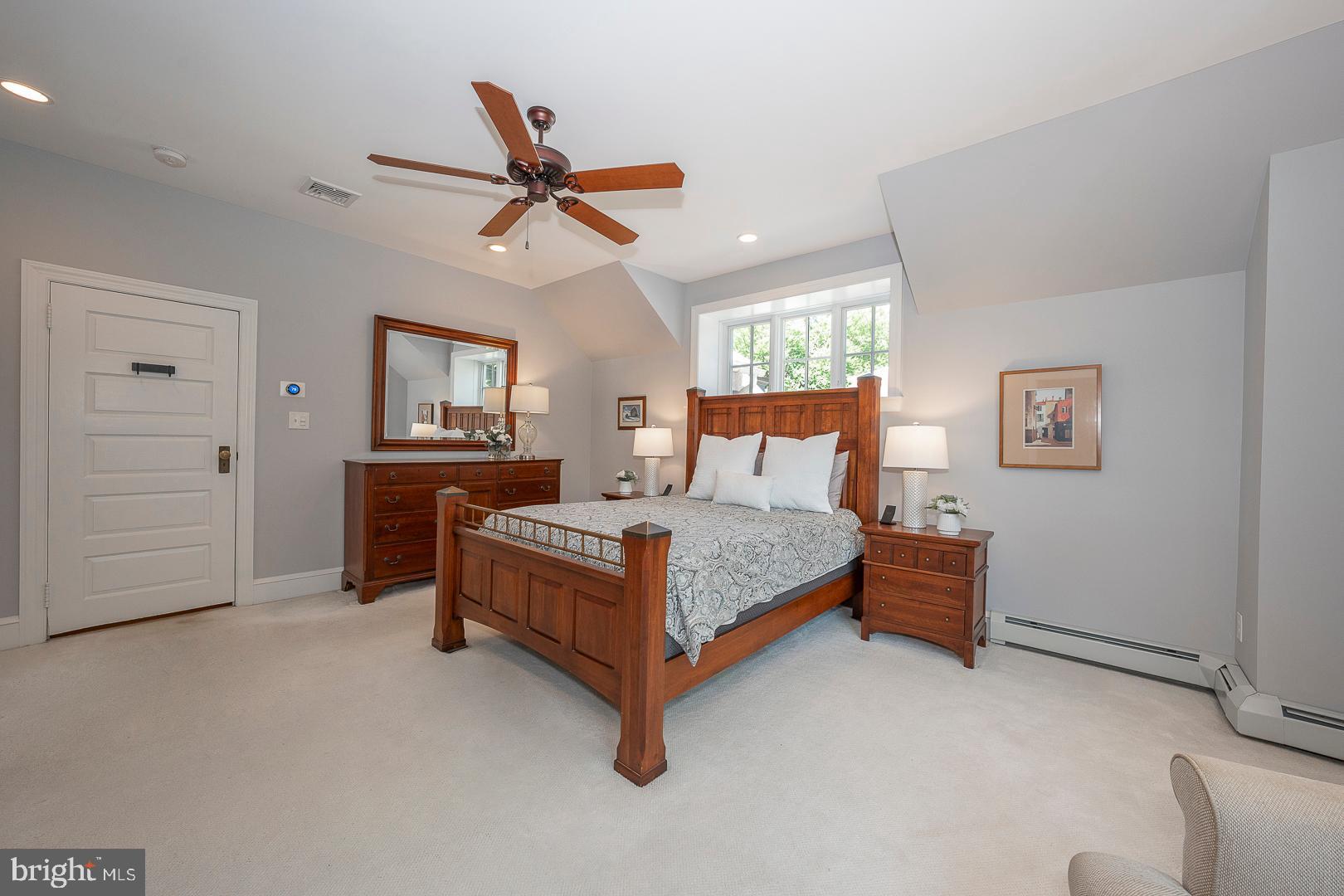 SOUTH WAYNE - Residential