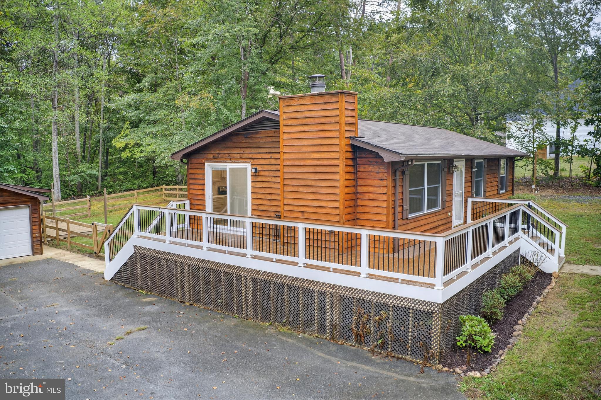 PINE HARBOUR - Residential