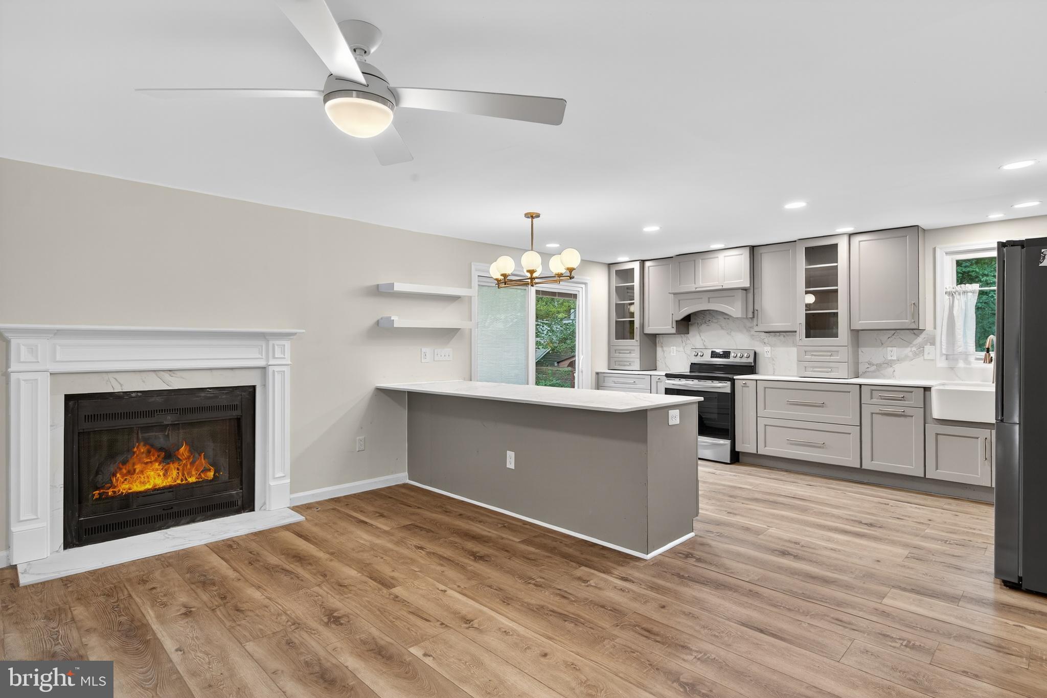 PINE HARBOUR - Residential