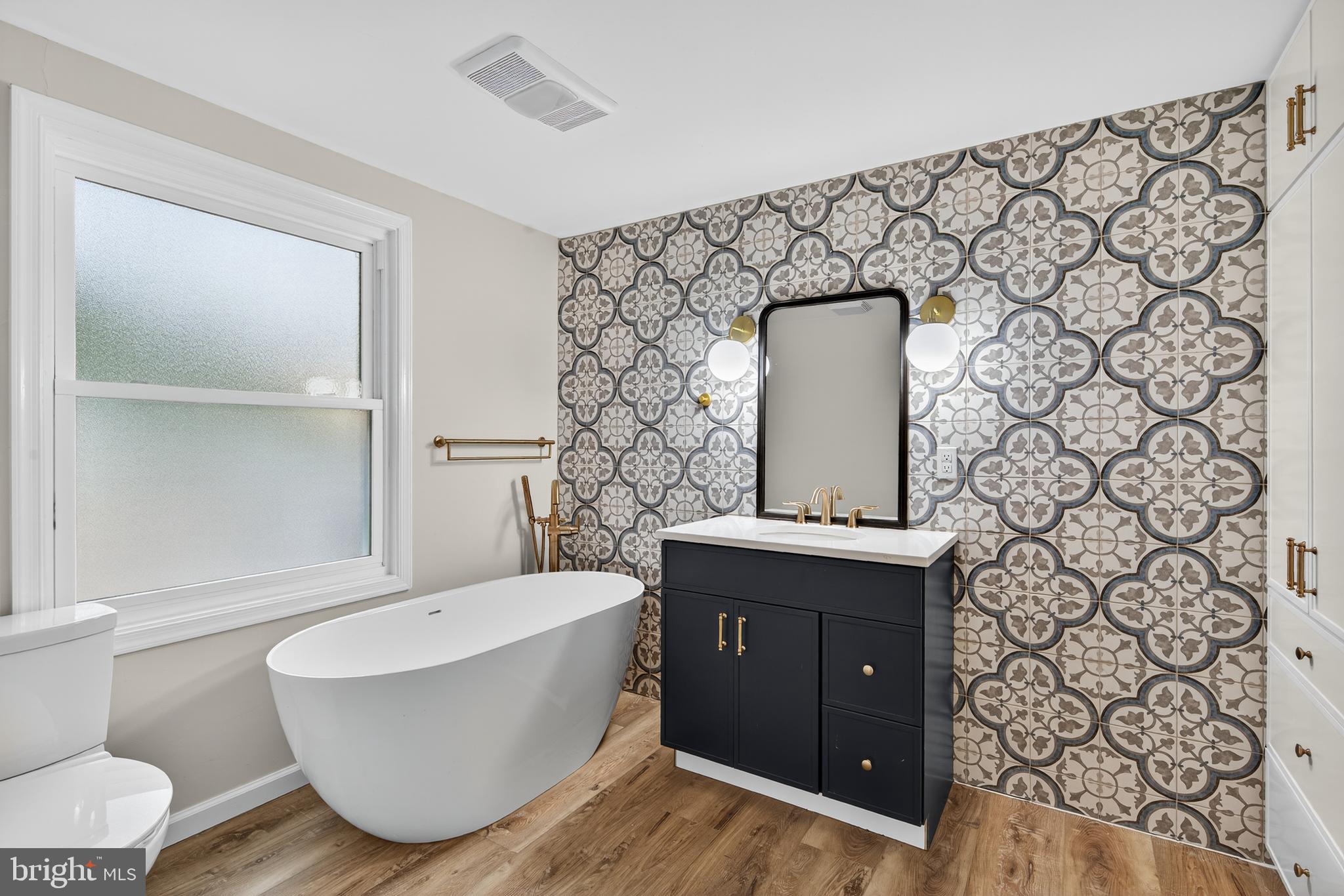 PINE HARBOUR - Residential