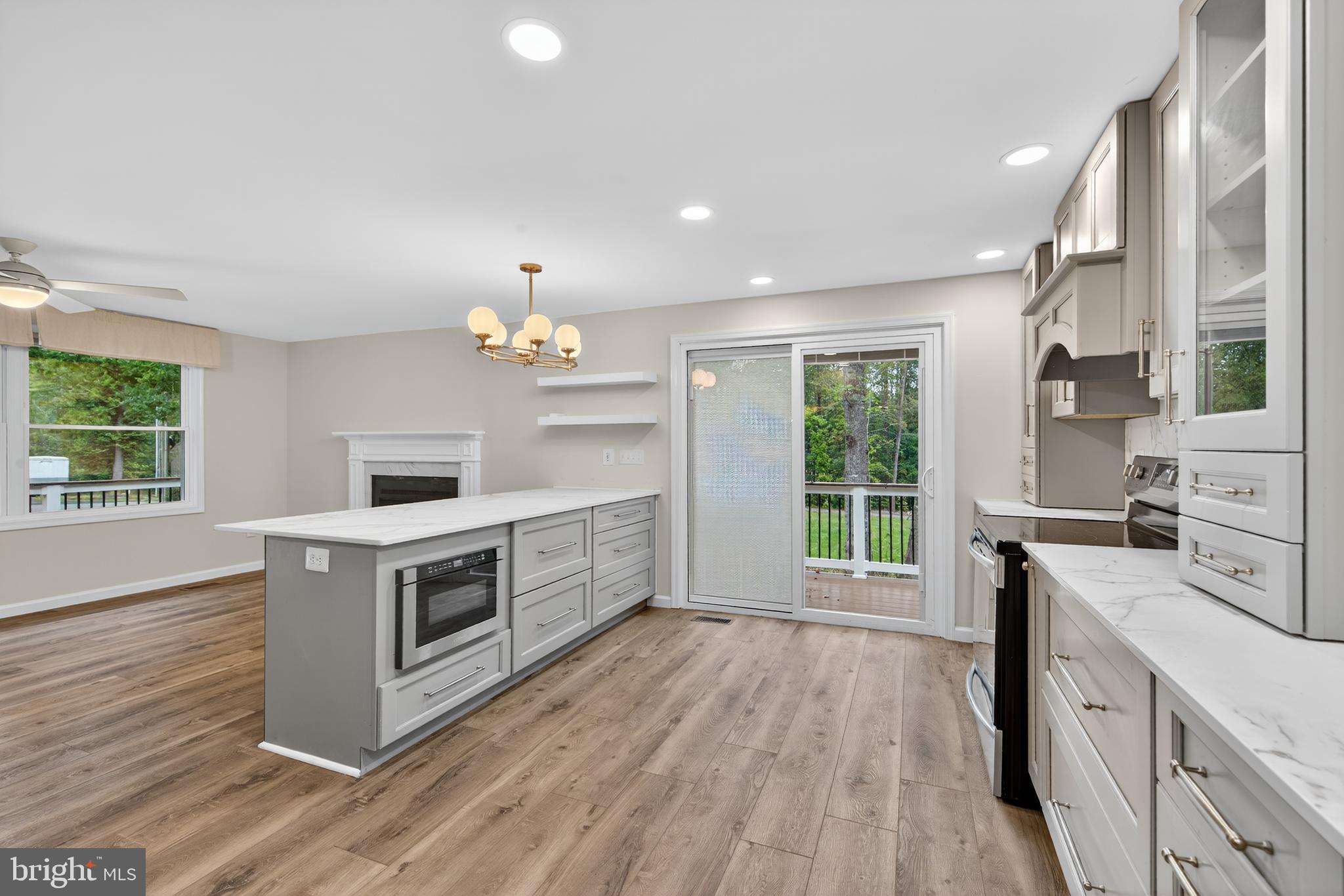 PINE HARBOUR - Residential