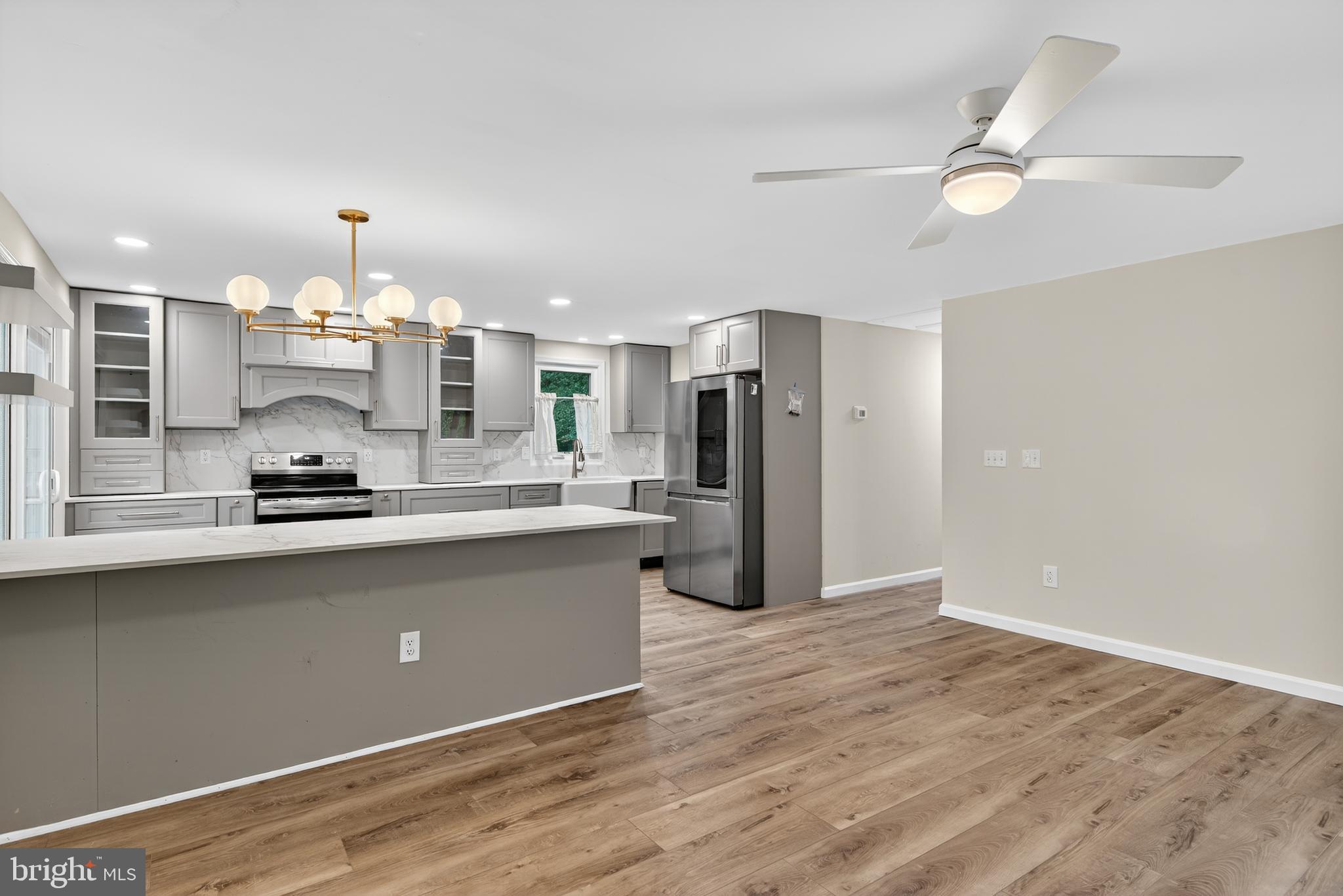 PINE HARBOUR - Residential