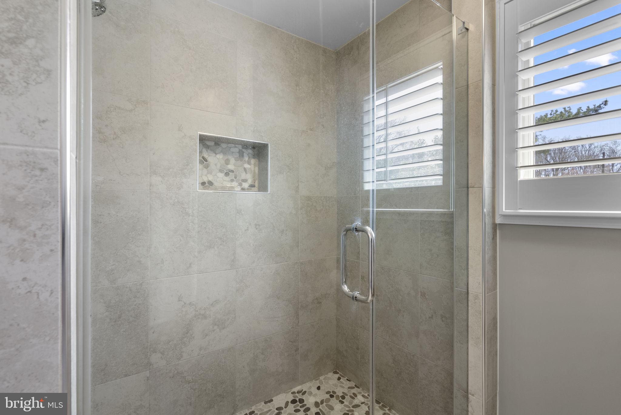 WINDSOR HILLS - Residential