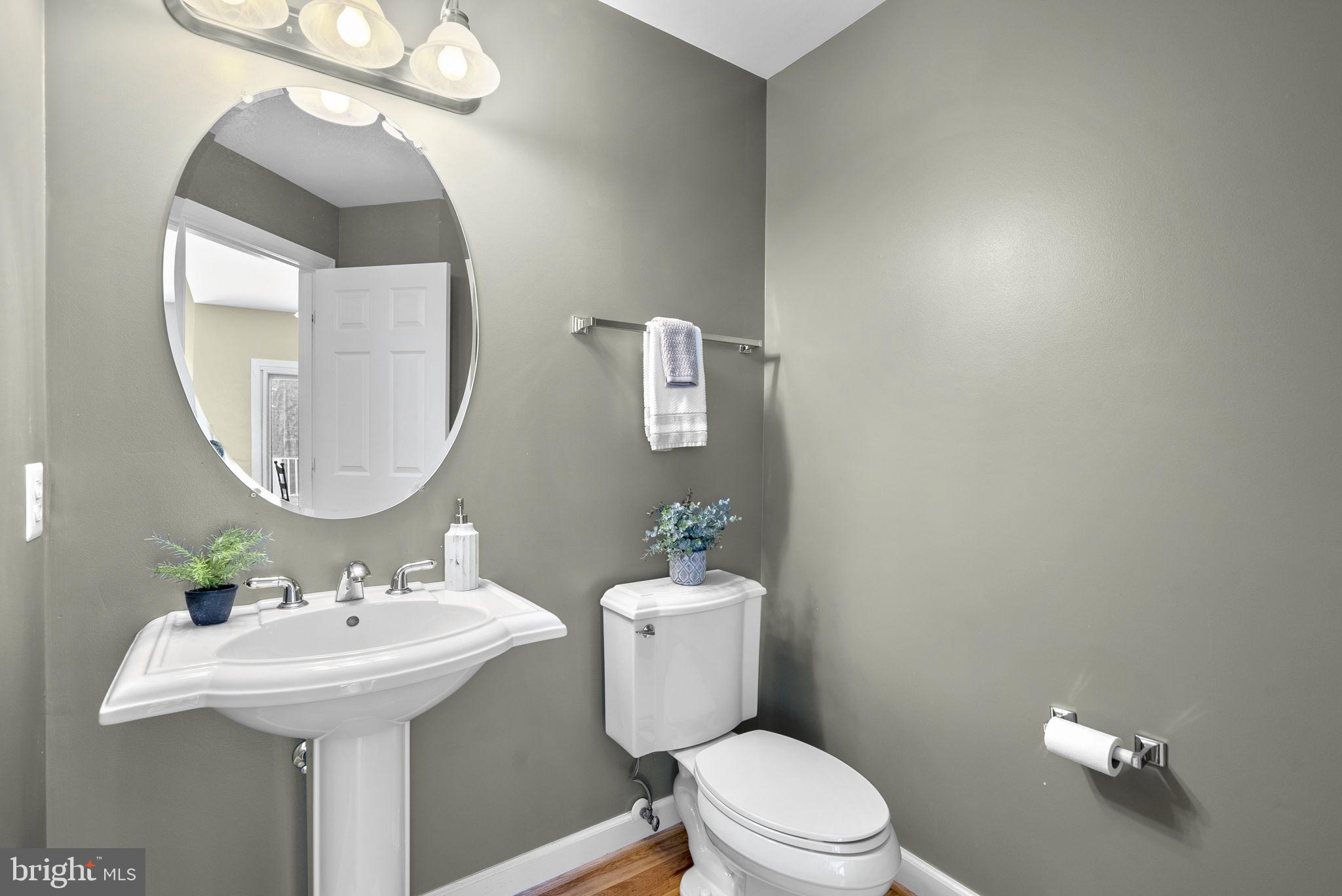 WINDSOR HILLS - Residential