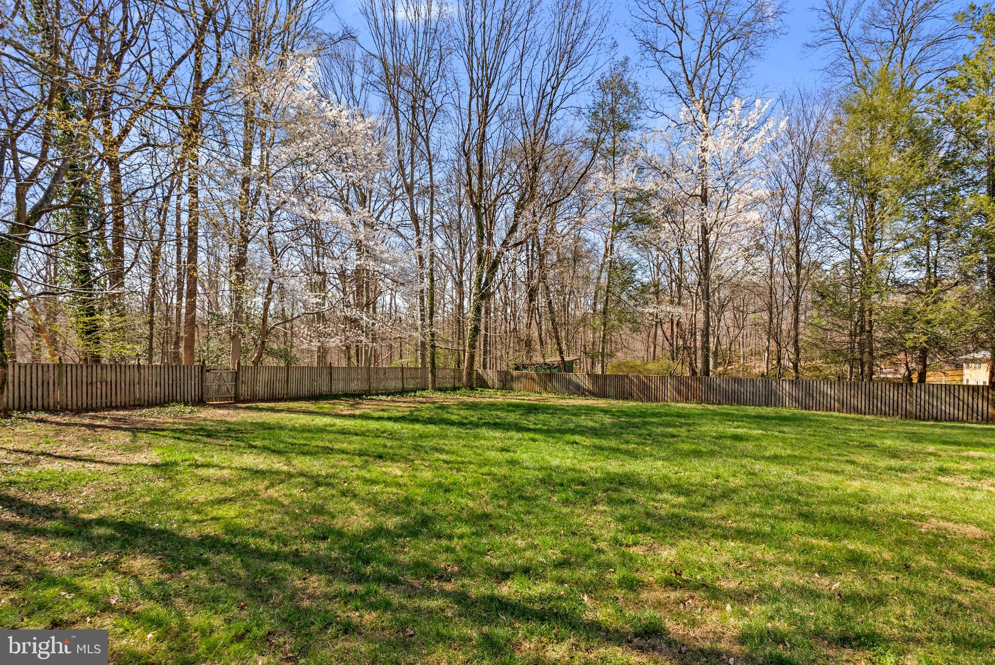 WINDSOR HILLS - Residential