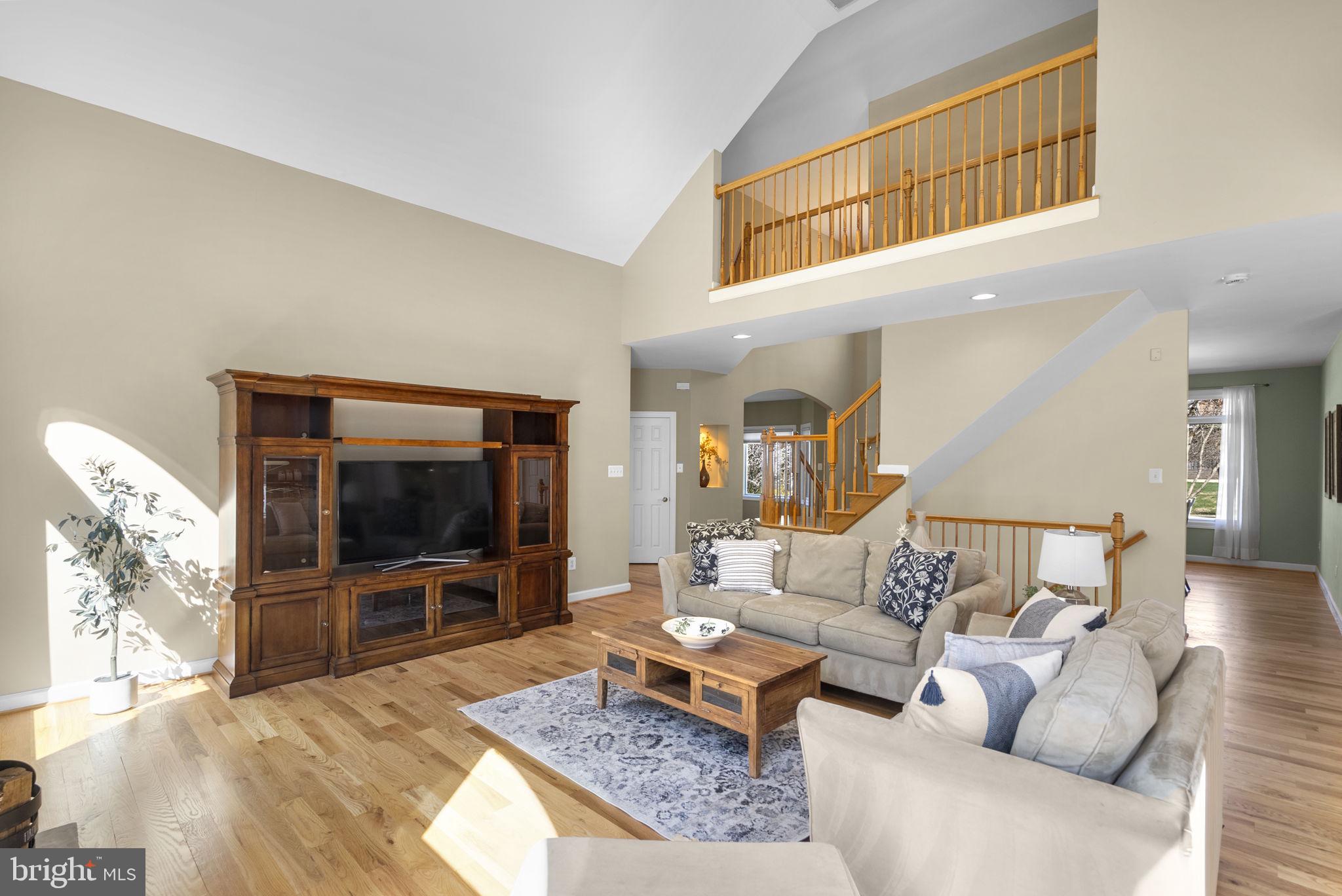 WINDSOR HILLS - Residential