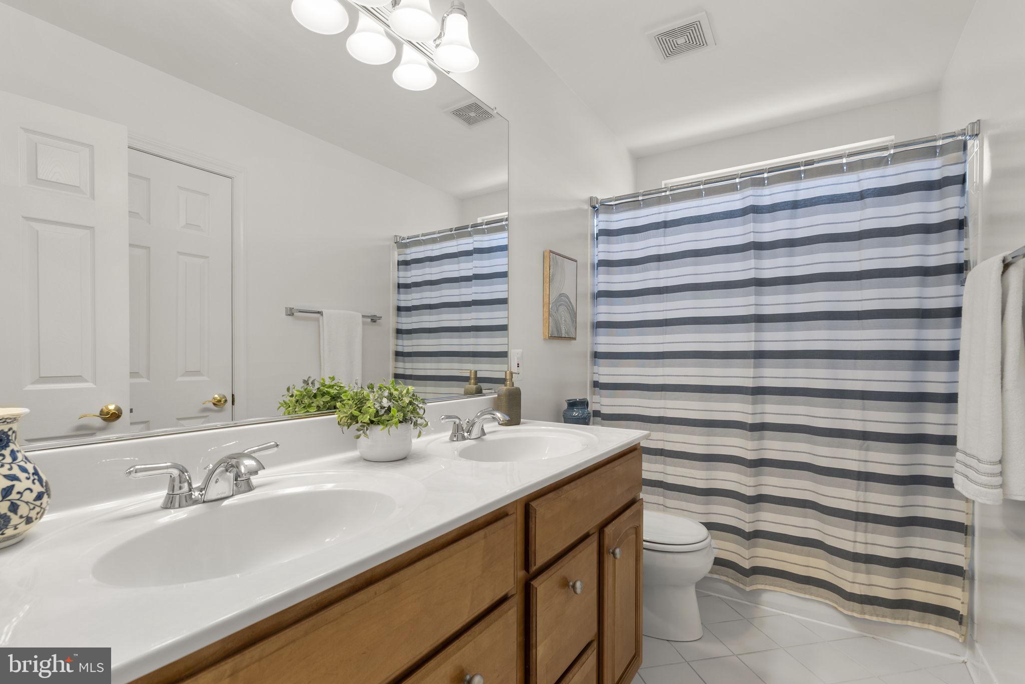 WINDSOR HILLS - Residential