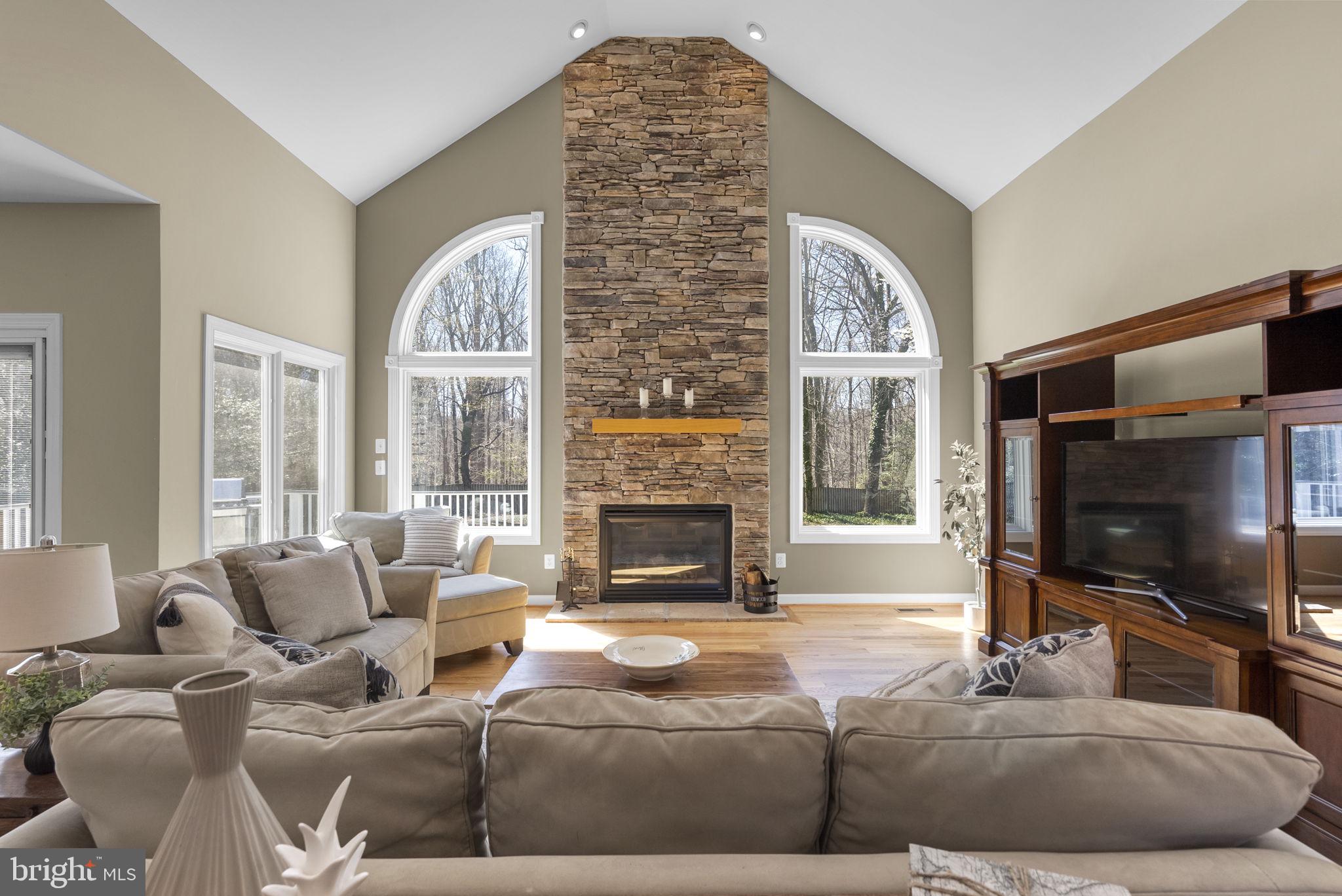 WINDSOR HILLS - Residential