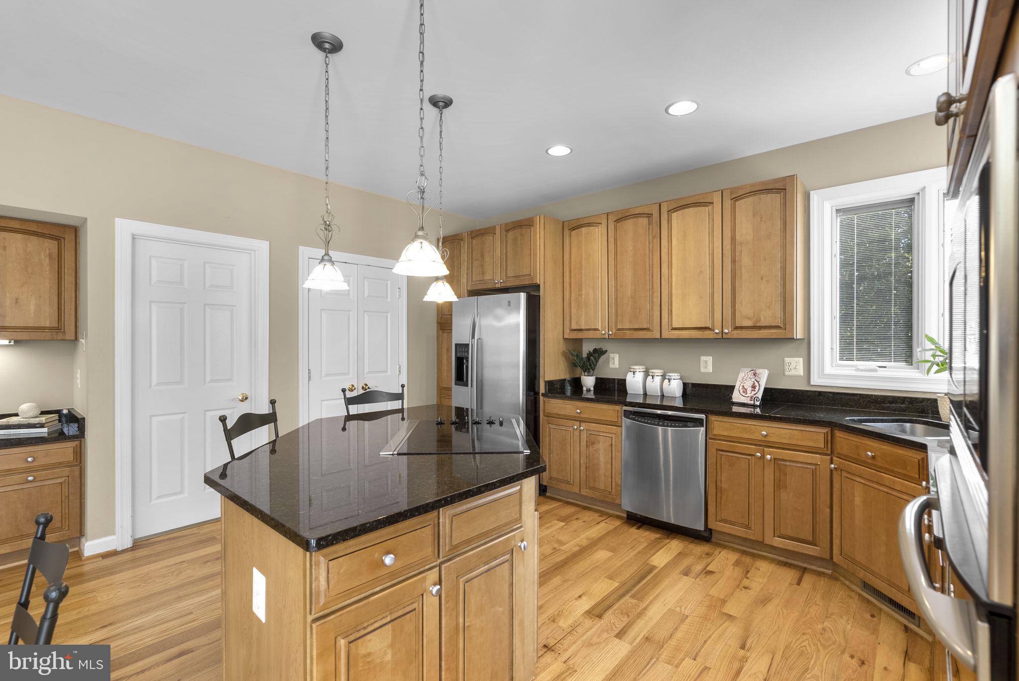 WINDSOR HILLS - Residential