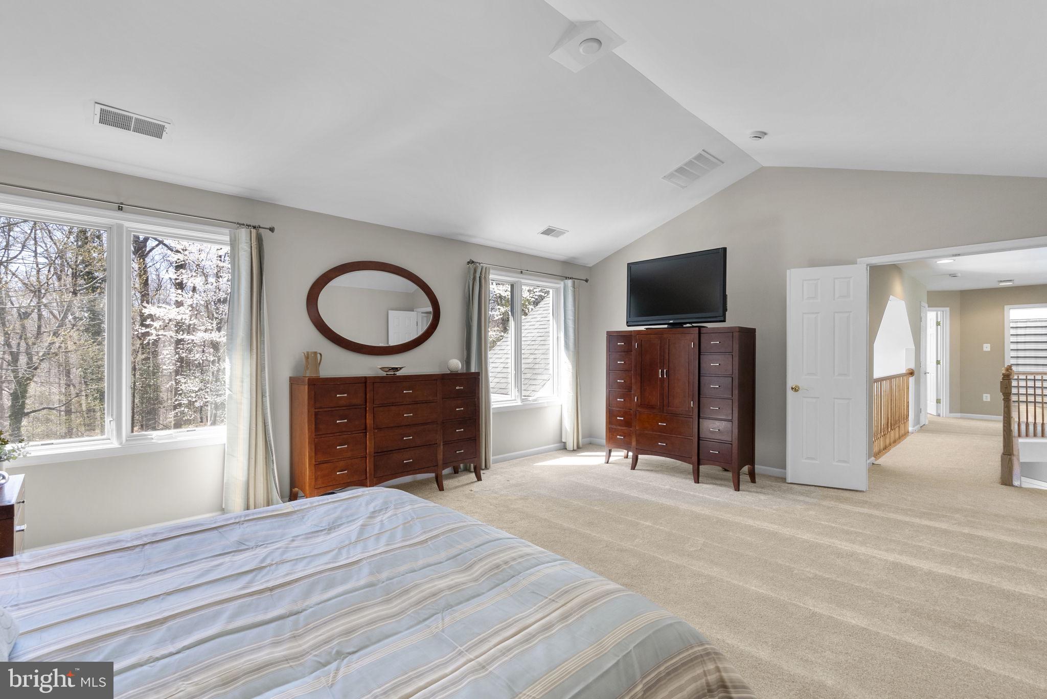 WINDSOR HILLS - Residential