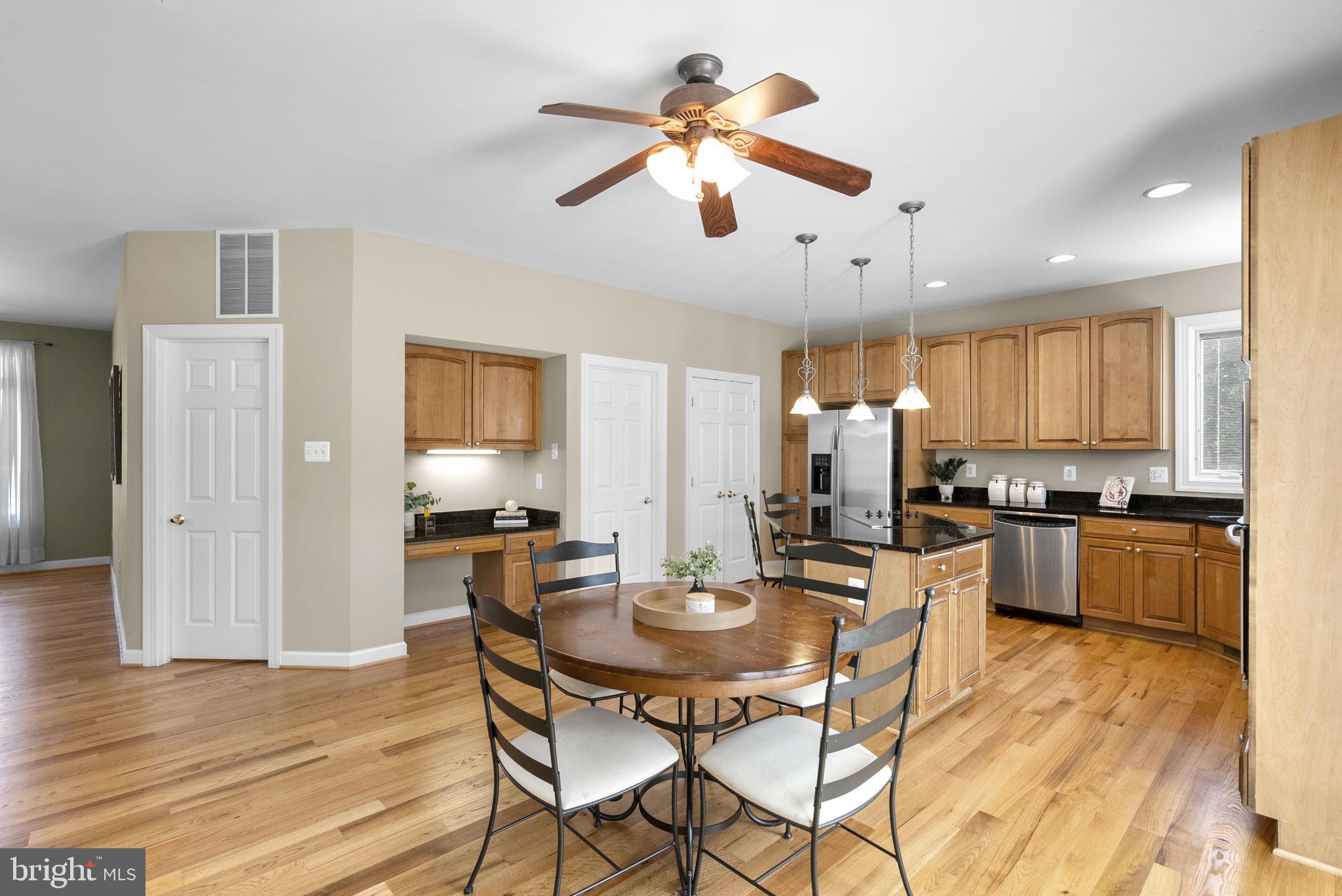 WINDSOR HILLS - Residential