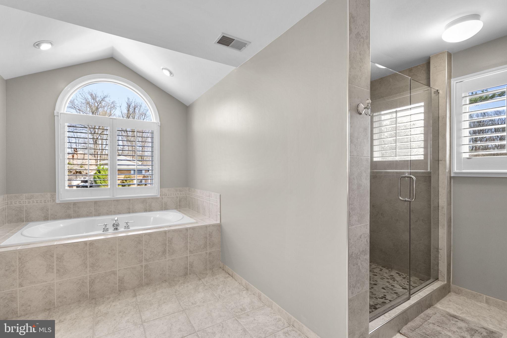 WINDSOR HILLS - Residential