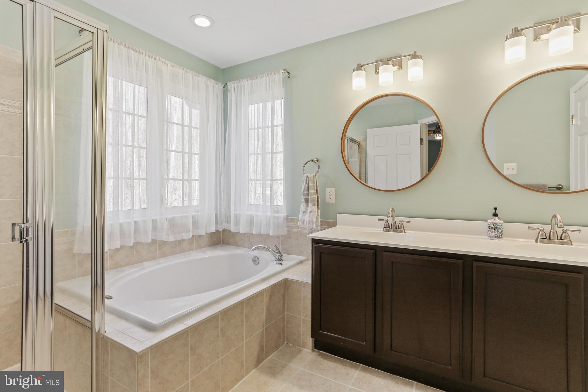 SUMNERS HOLLOW - Residential