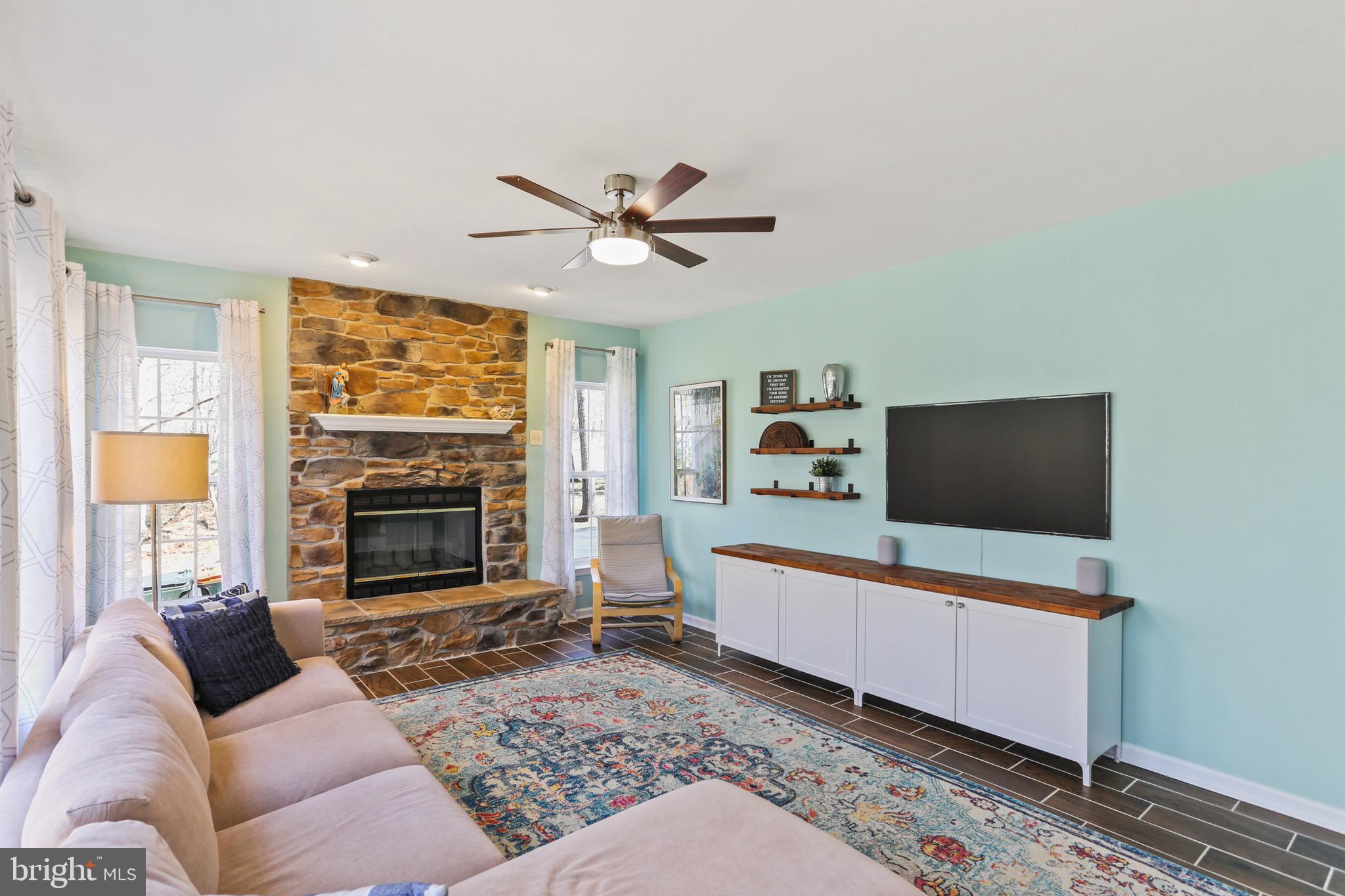 SUMNERS HOLLOW - Residential