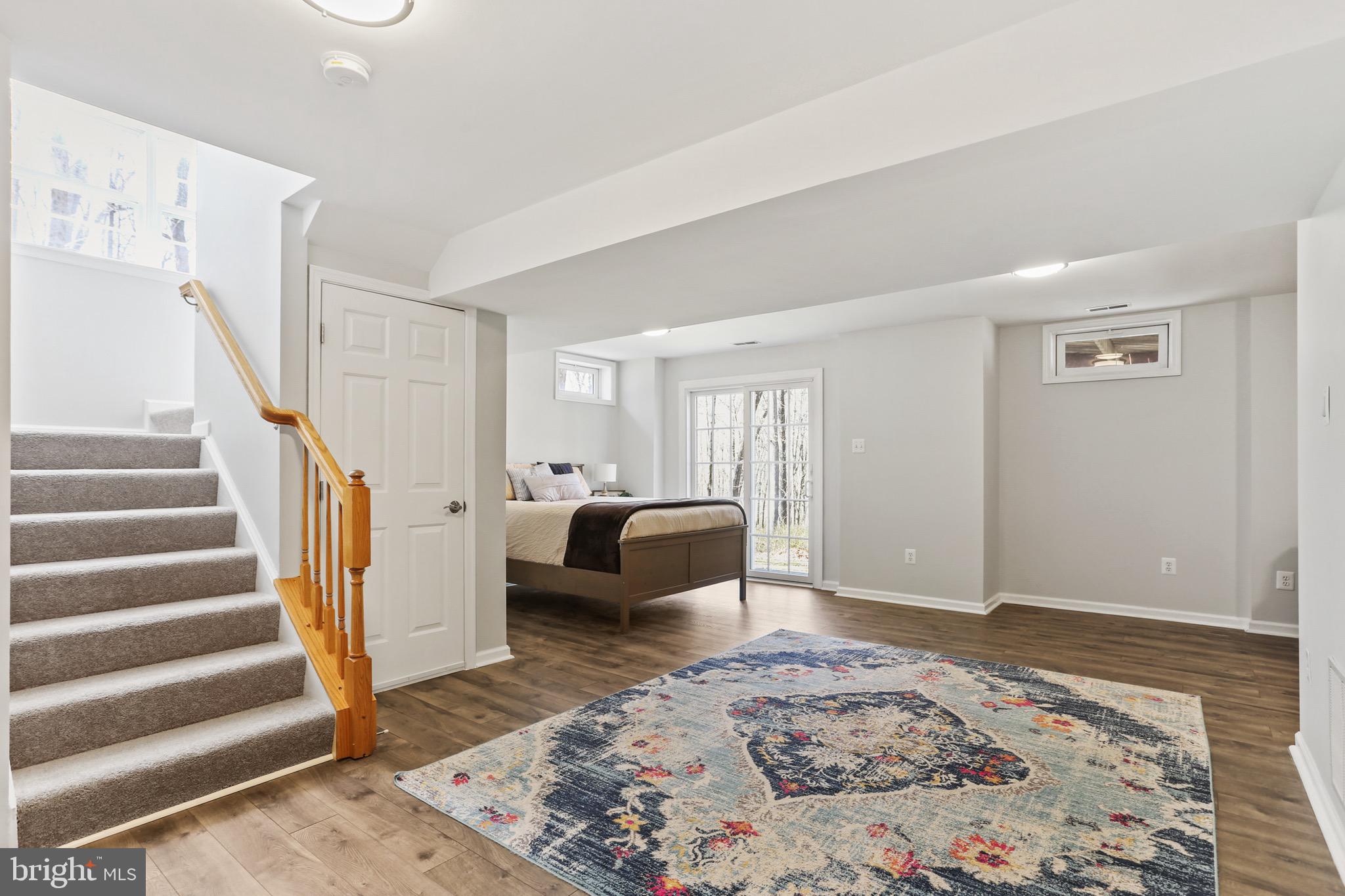 SUMNERS HOLLOW - Residential