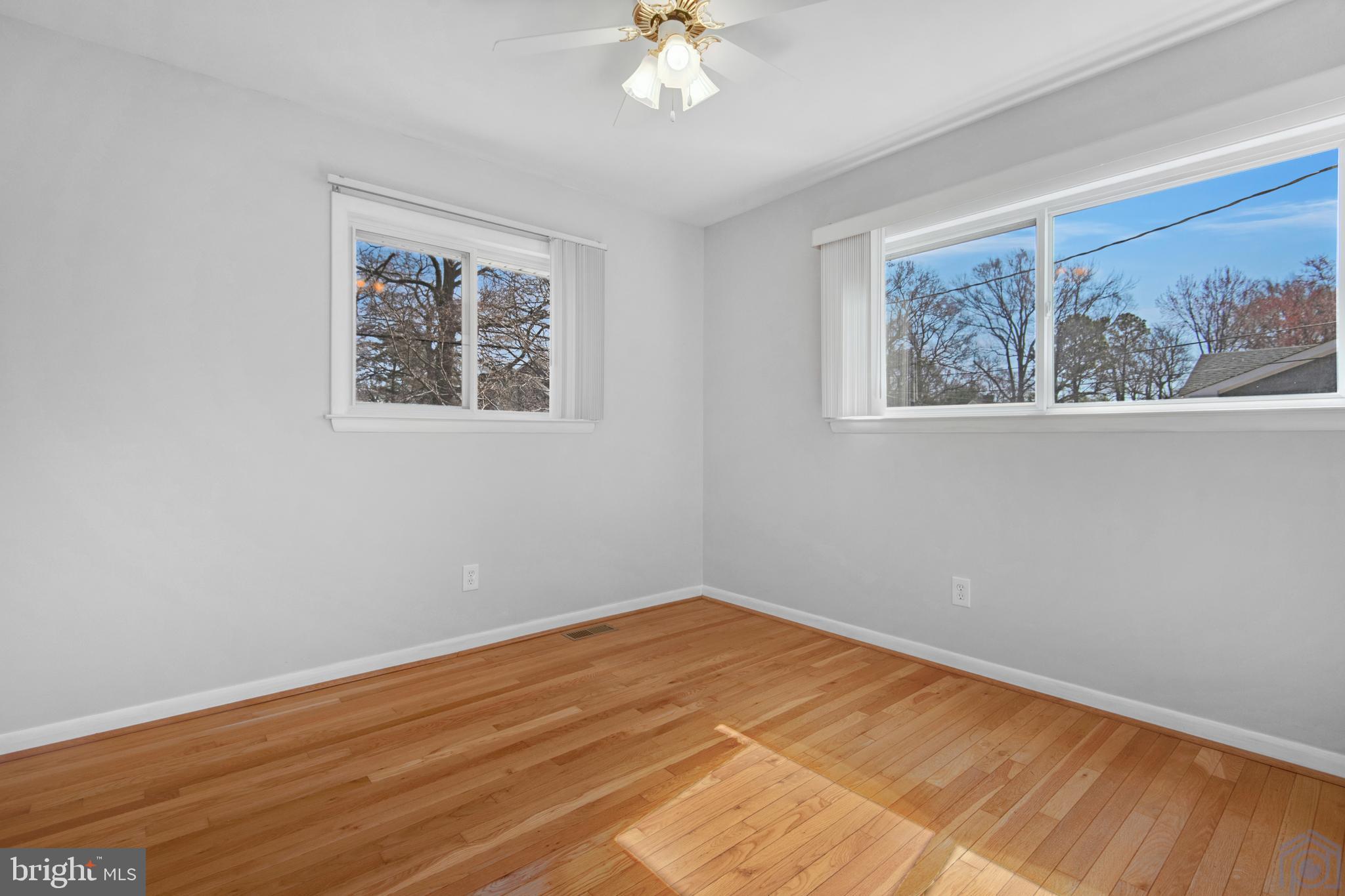 ARUNDEL ON THE BAY - Residential Lease