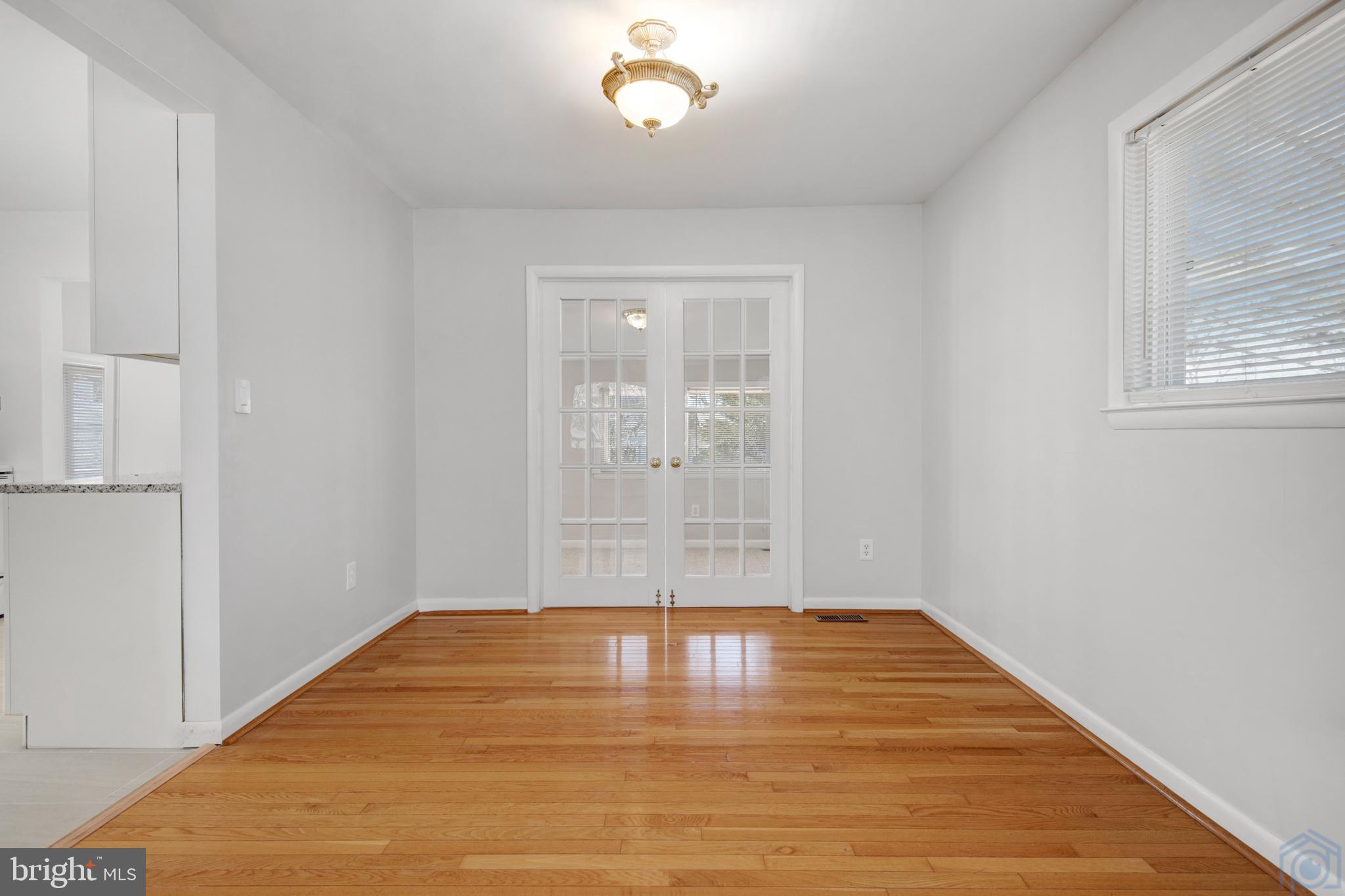 ARUNDEL ON THE BAY - Residential Lease