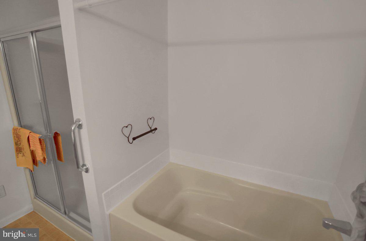 MILL CREEK ACRES - Residential