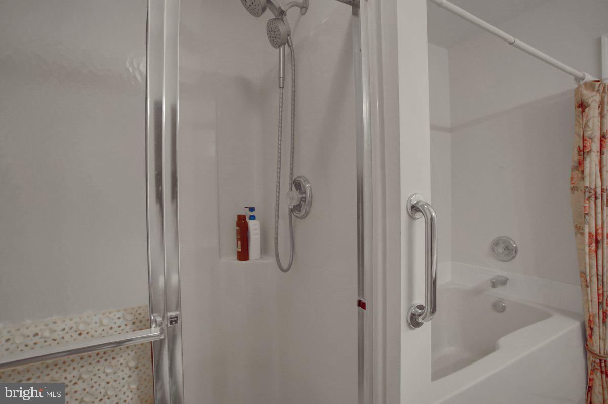 MILL CREEK ACRES - Residential