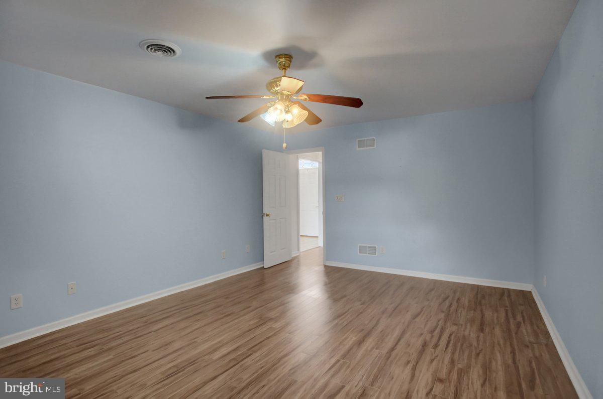 MILL CREEK ACRES - Residential