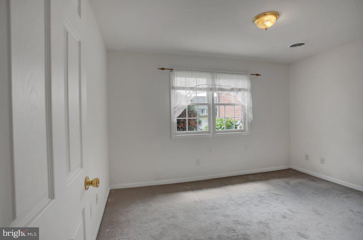 MILL CREEK ACRES - Residential